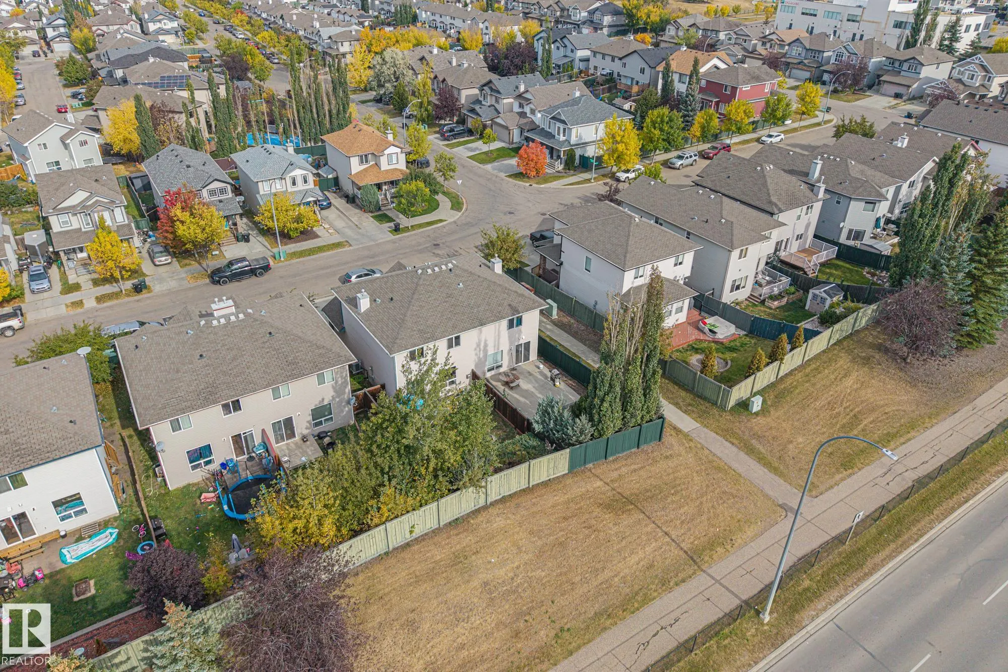61 Vaughn Avenue