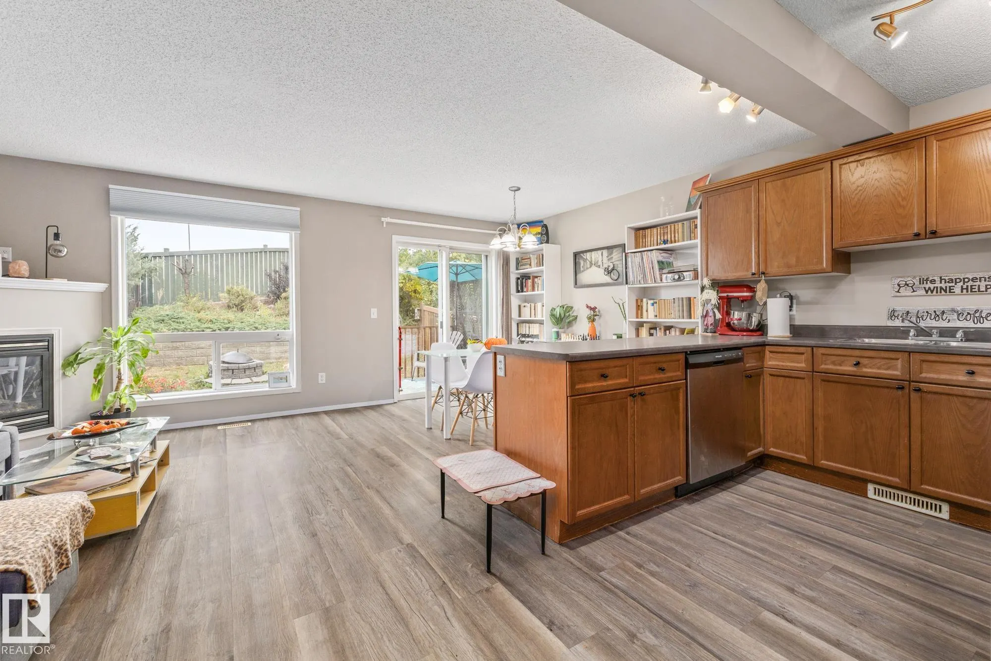 61 Vaughn Avenue