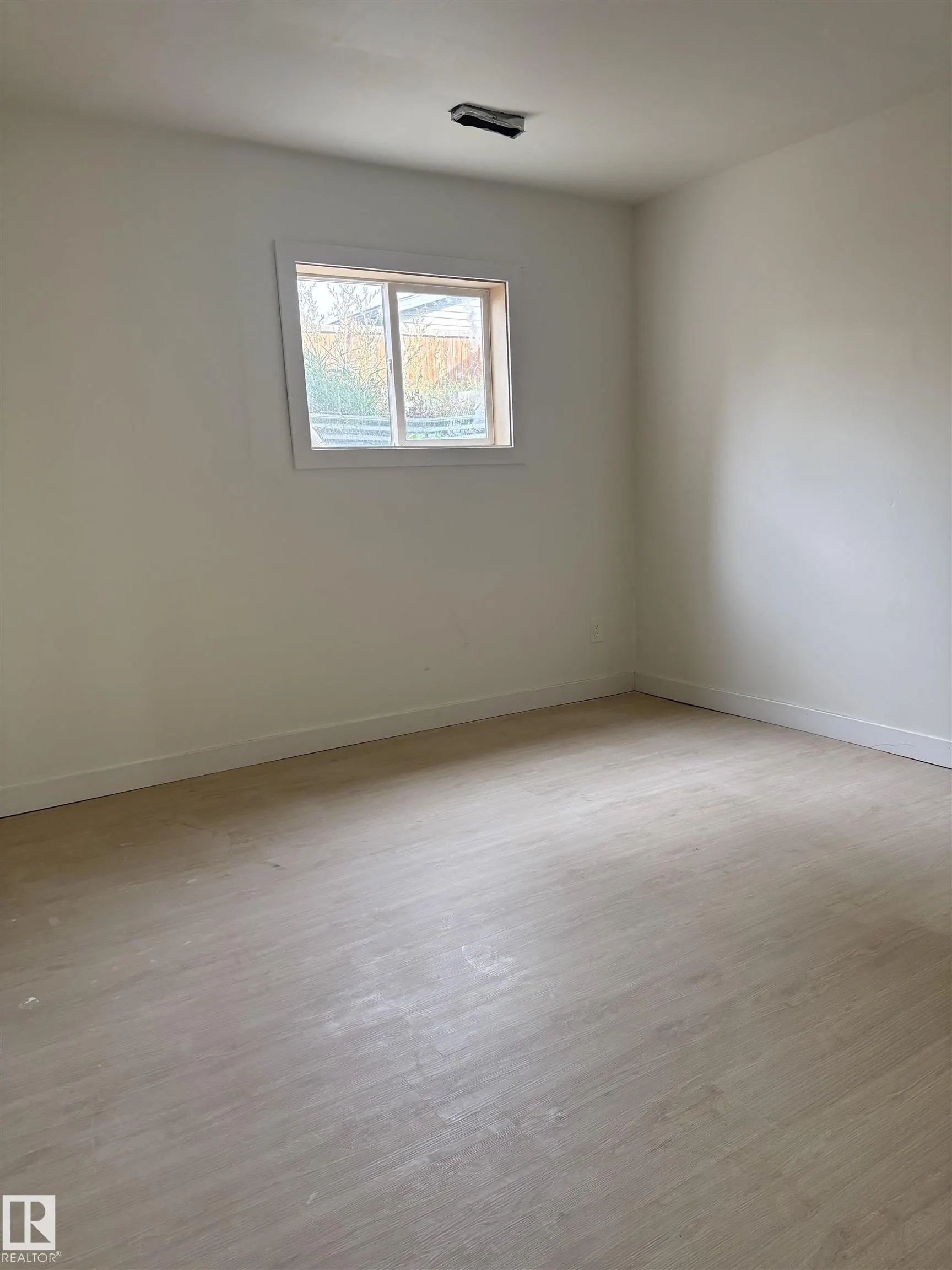 12907 26 Street