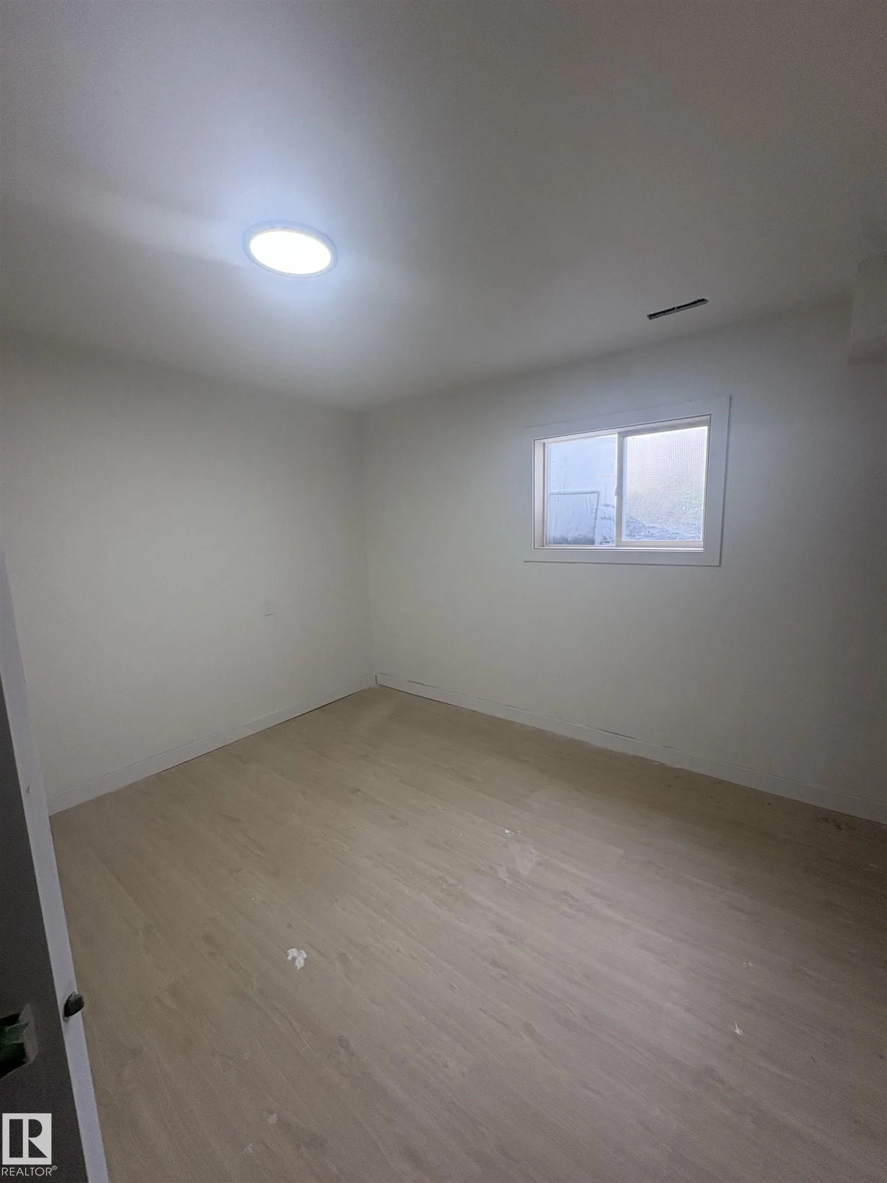 12907 26 Street