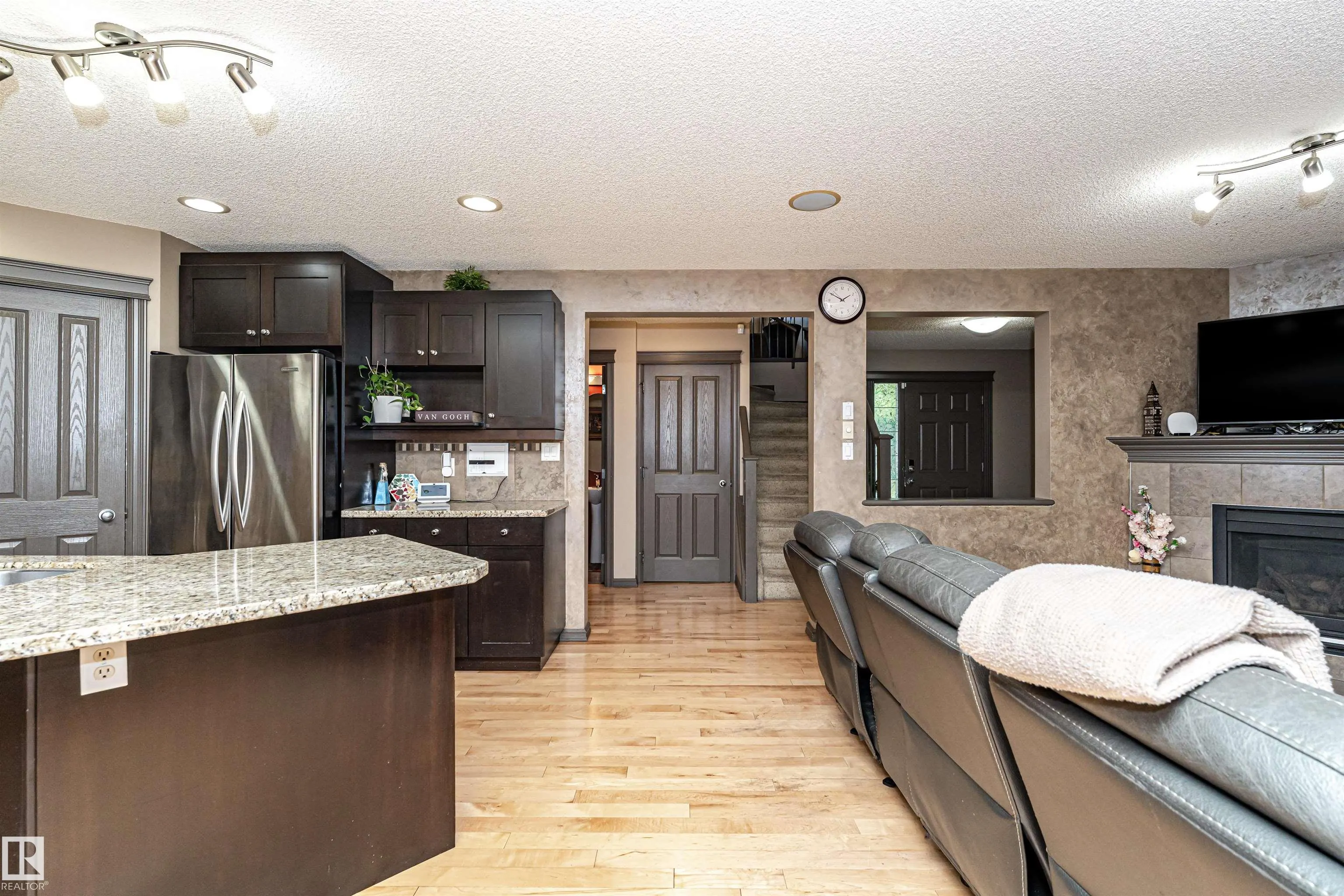 1440 POTTER GREENS Drive
