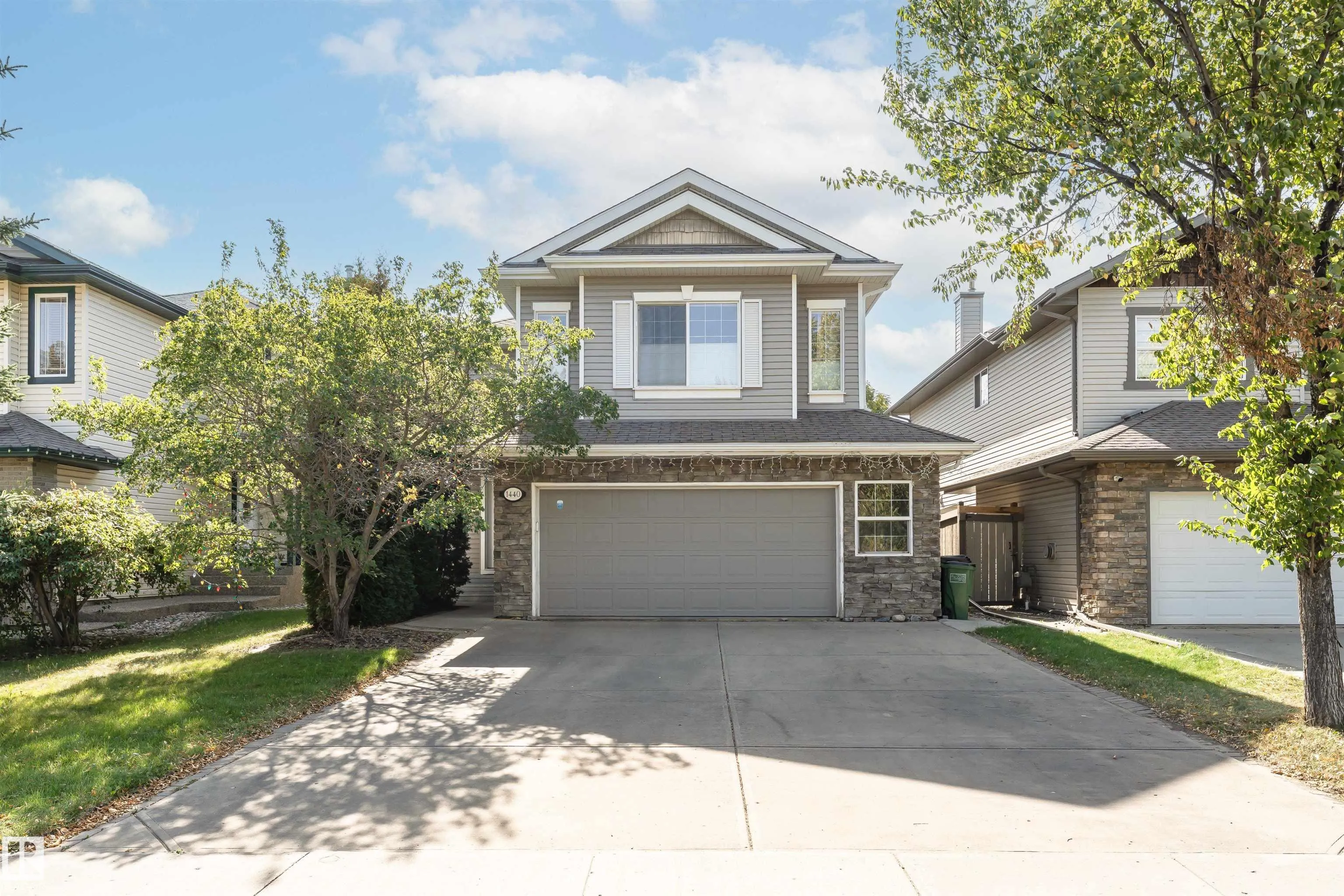 1440 POTTER GREENS Drive