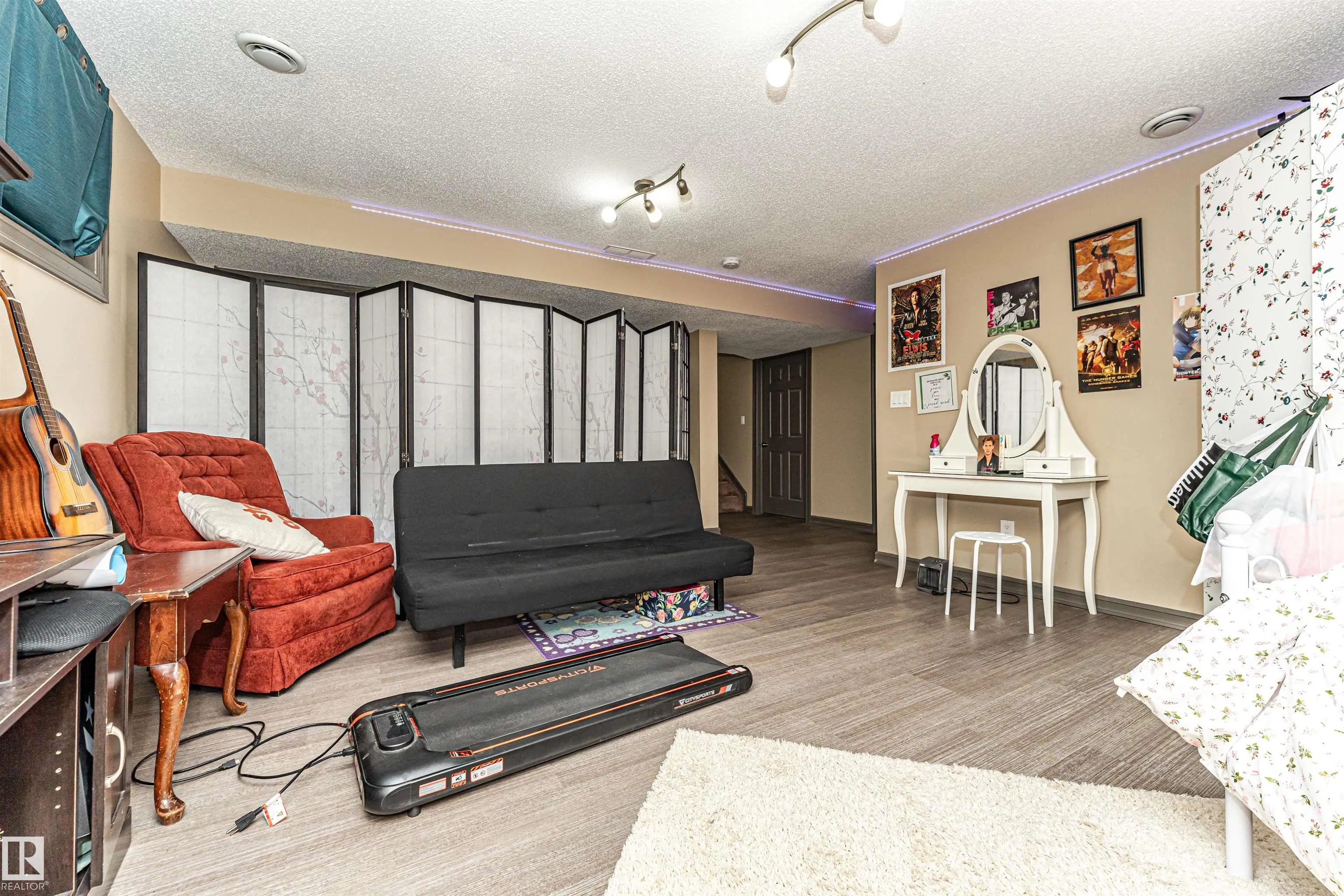 1440 POTTER GREENS Drive