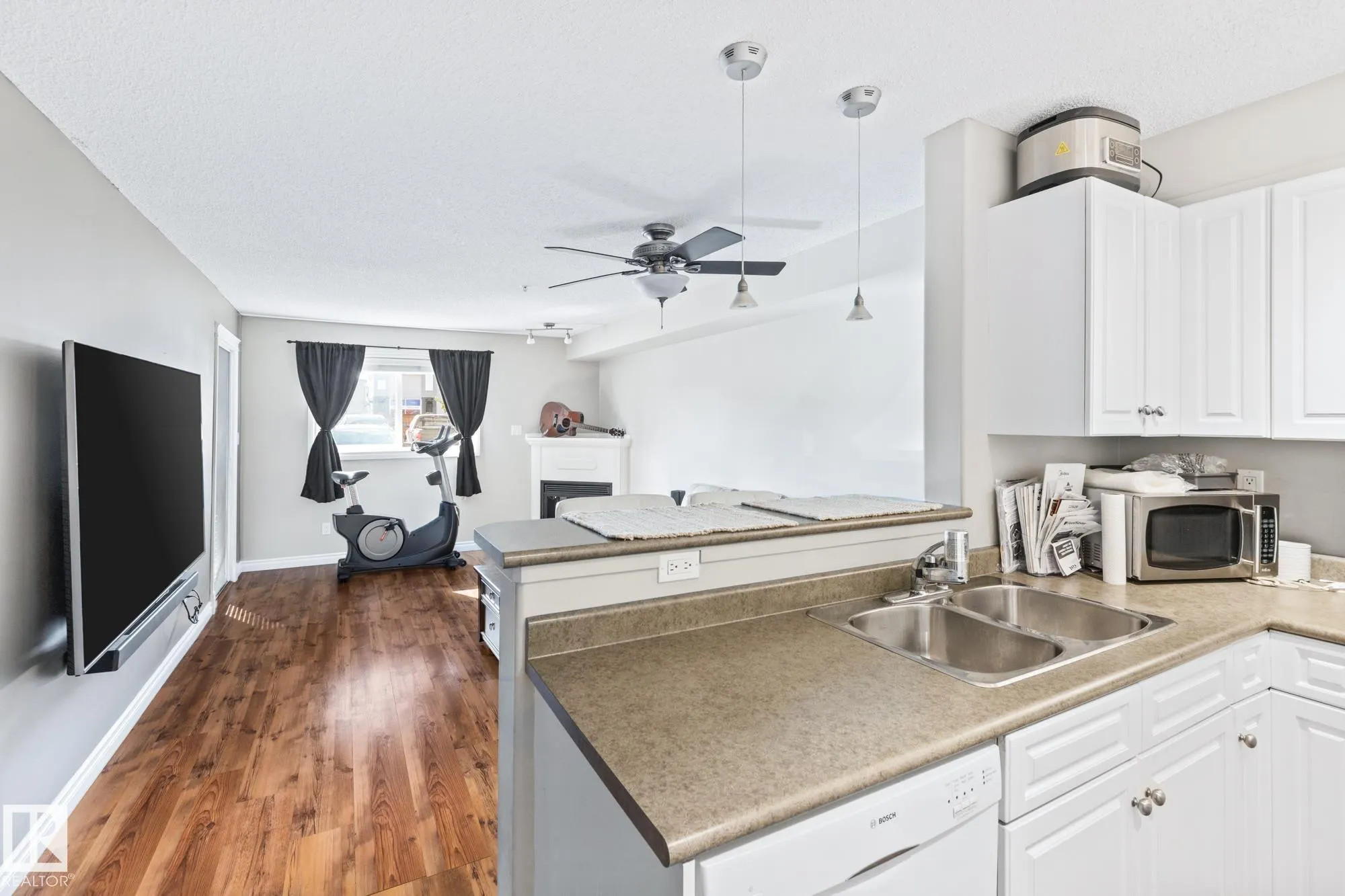 6 Spruce Ridge Drive