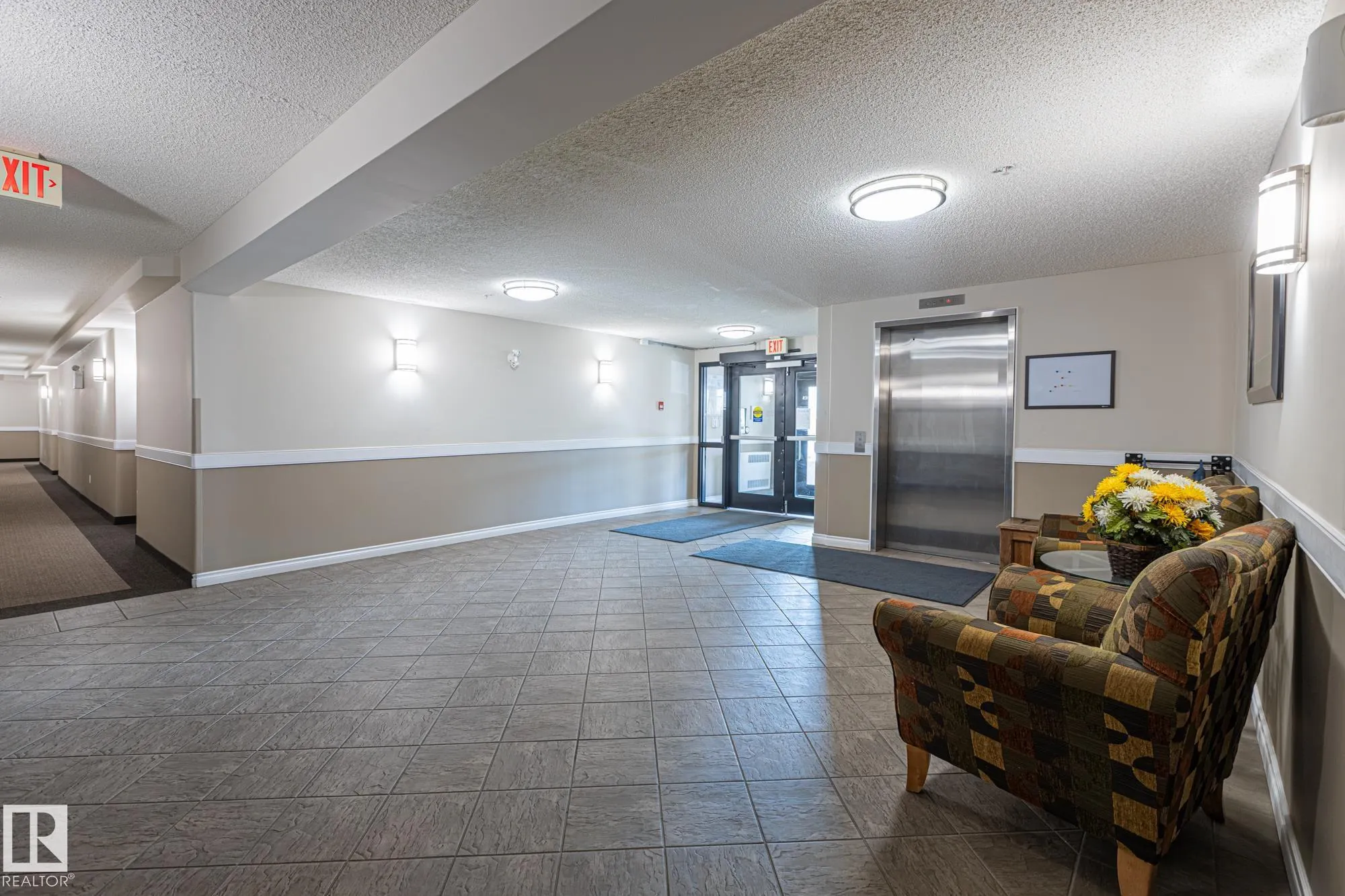 6 Spruce Ridge Drive