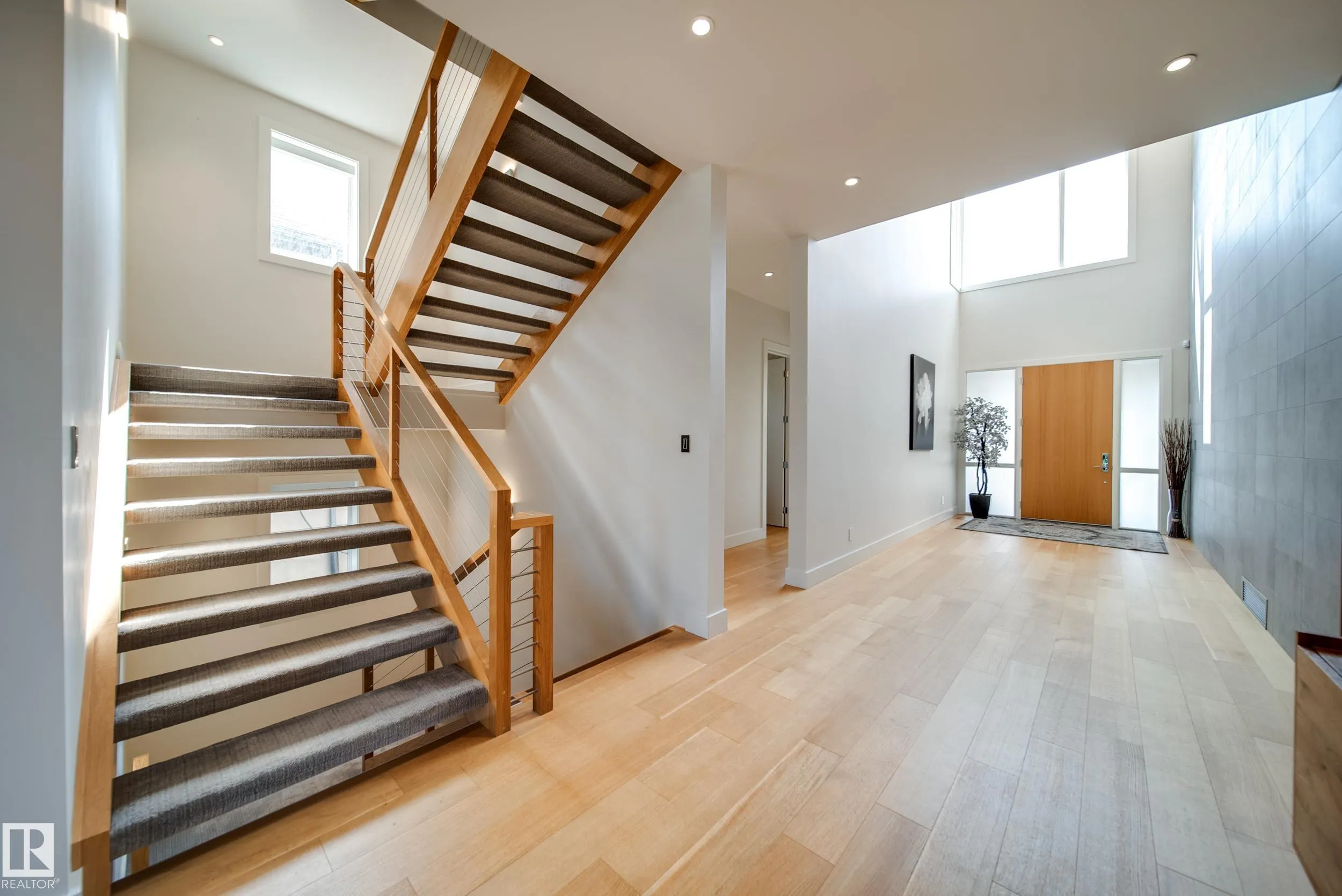 705 HOWATT Drive