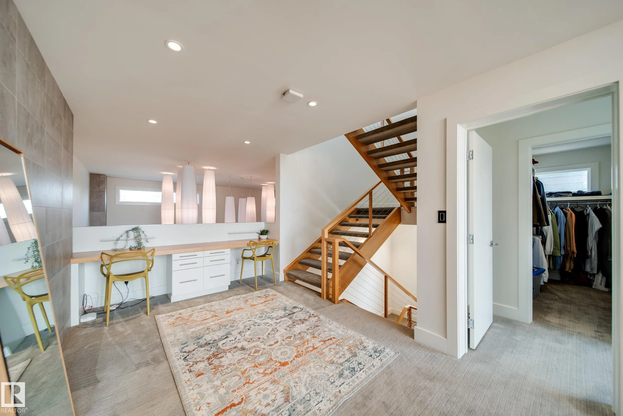 705 HOWATT Drive