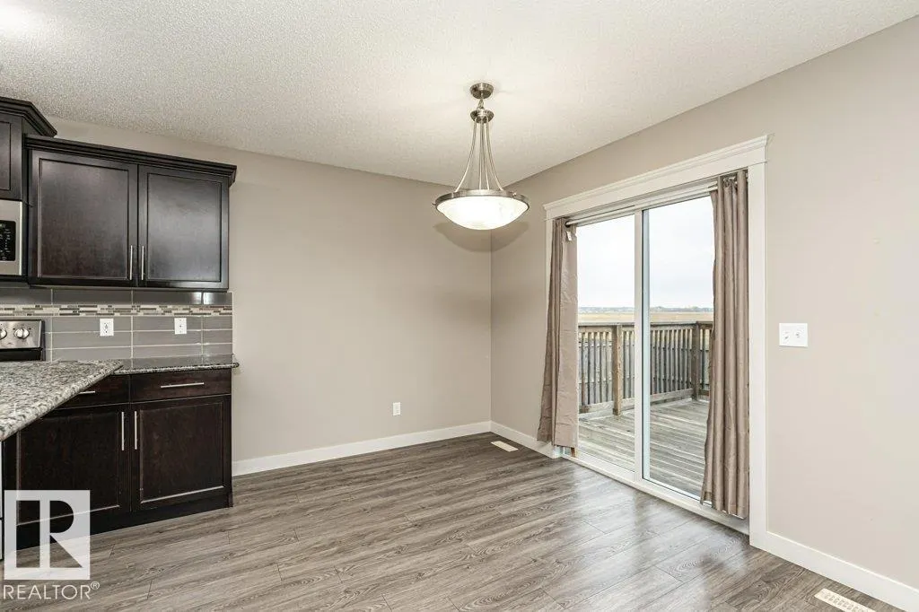 70 SANTANA Crescent
