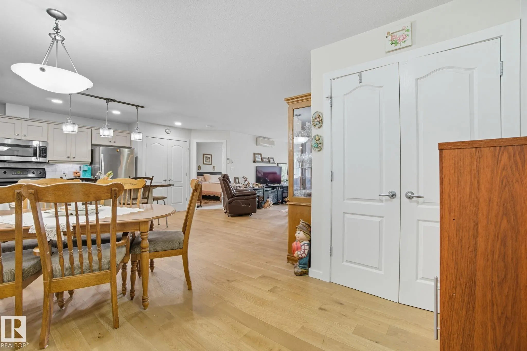 278 SUDER GREENS Drive