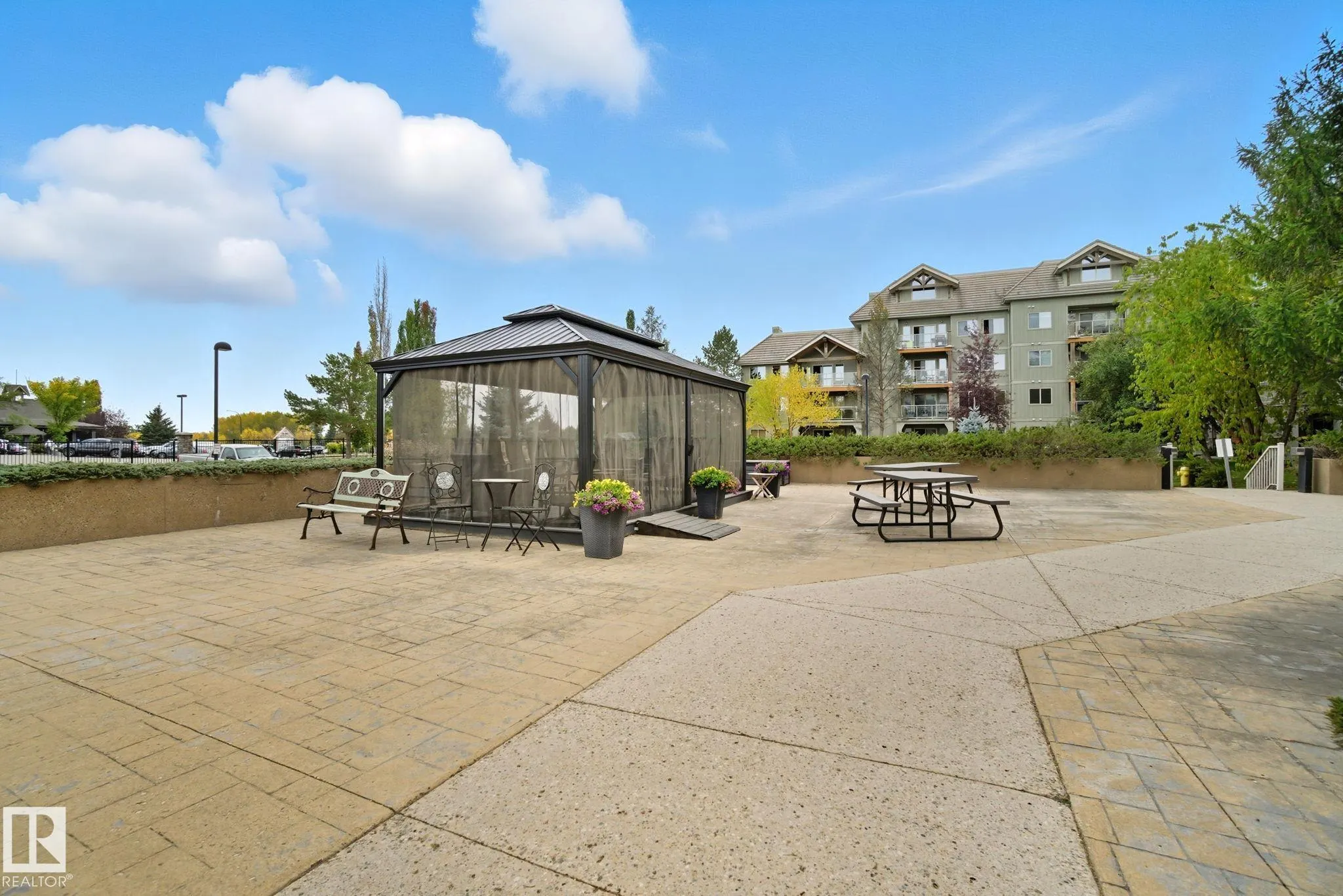 278 SUDER GREENS Drive