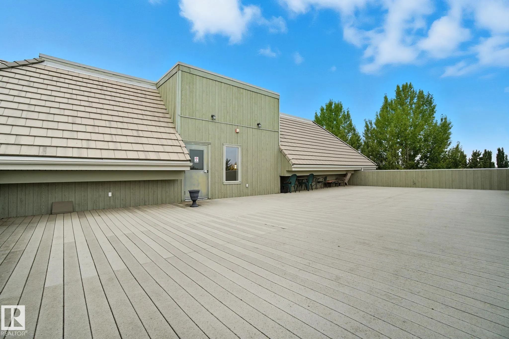 278 SUDER GREENS Drive