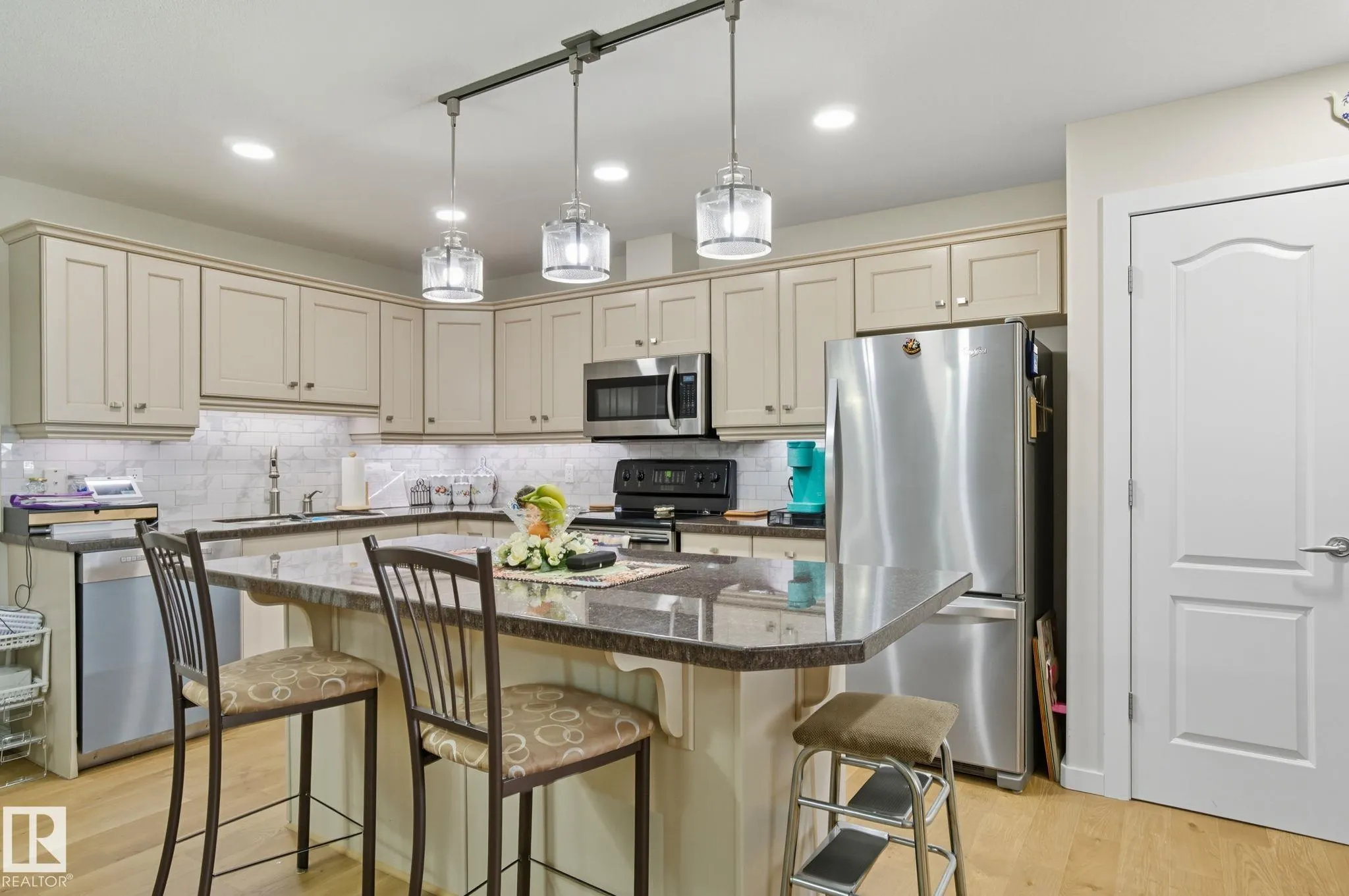 278 SUDER GREENS Drive