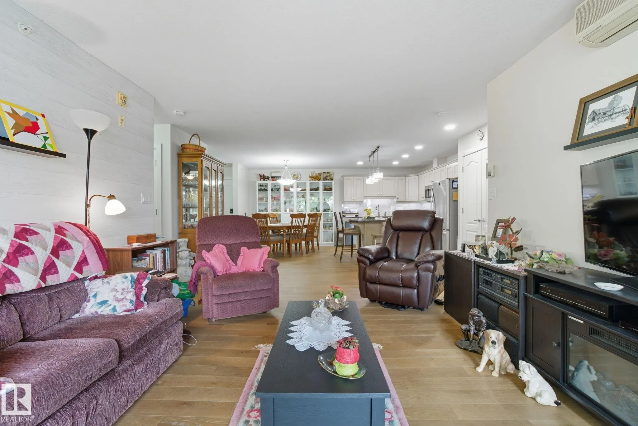 278 SUDER GREENS Drive
