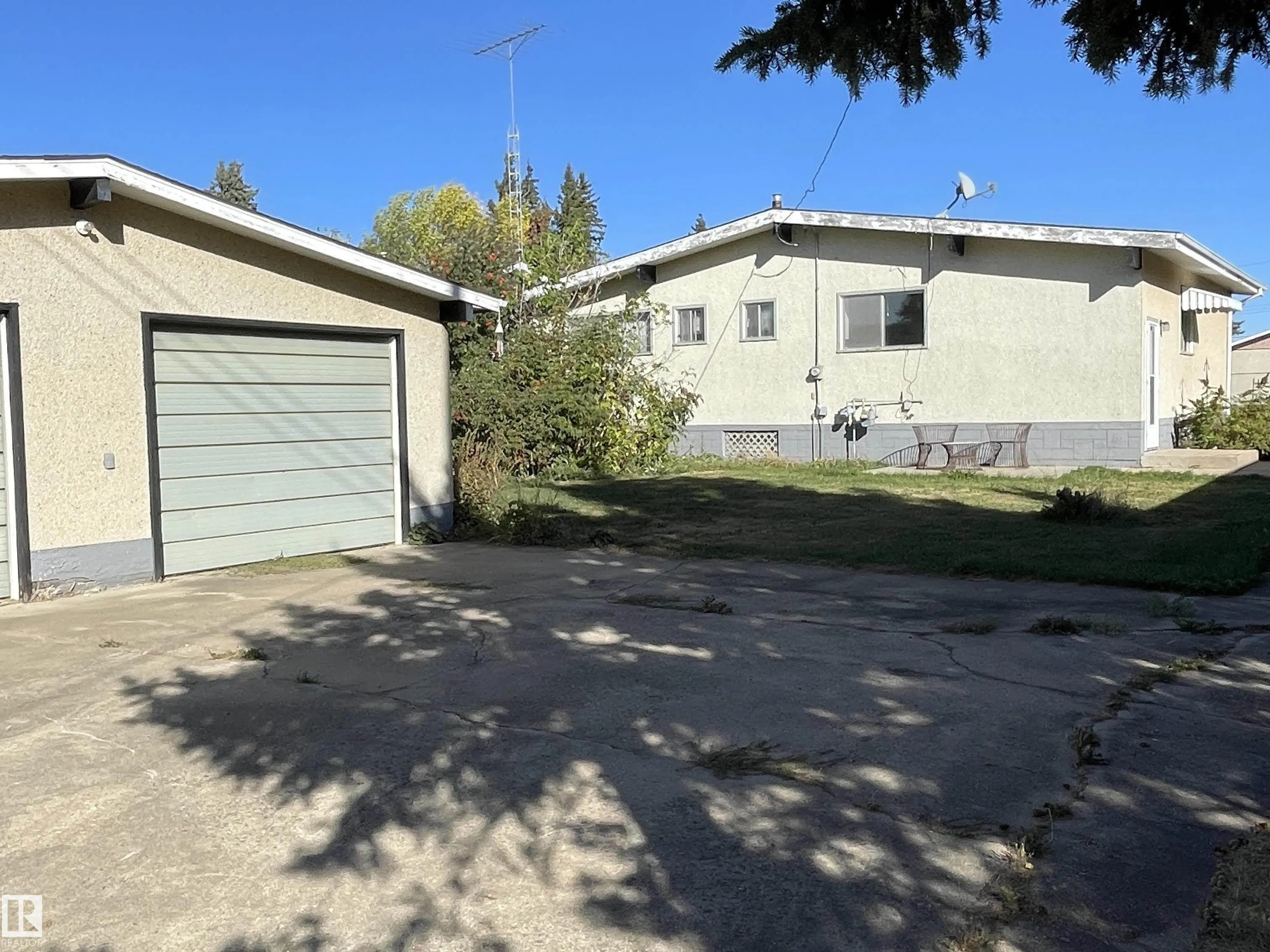 406 6 Street