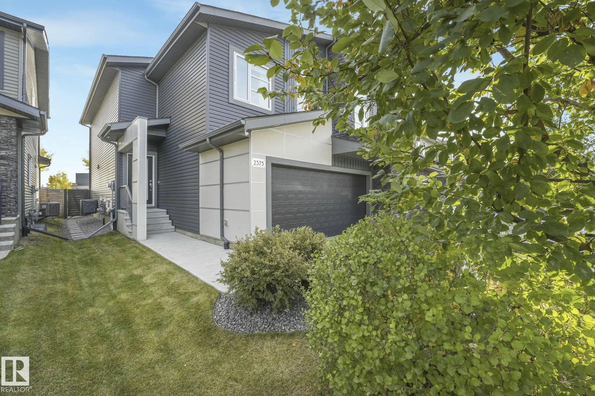 2375 WARE Crescent