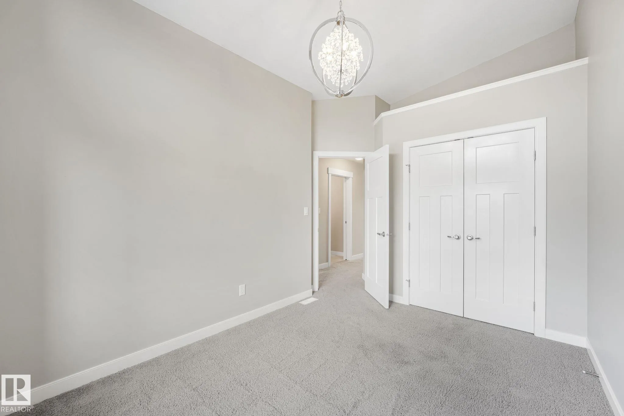 2375 WARE Crescent