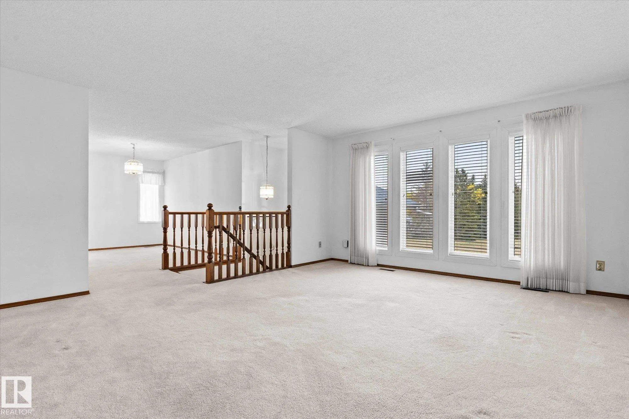 48 MCKEAN Way