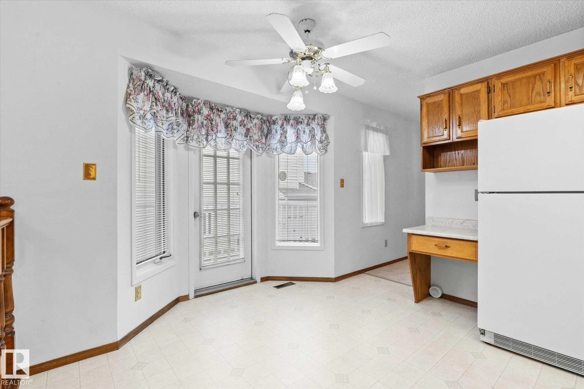 48 MCKEAN Way