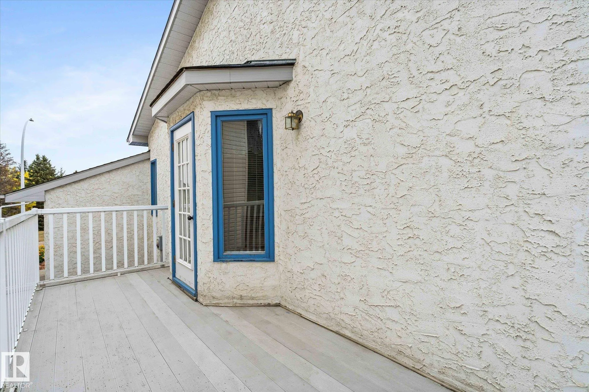48 MCKEAN Way