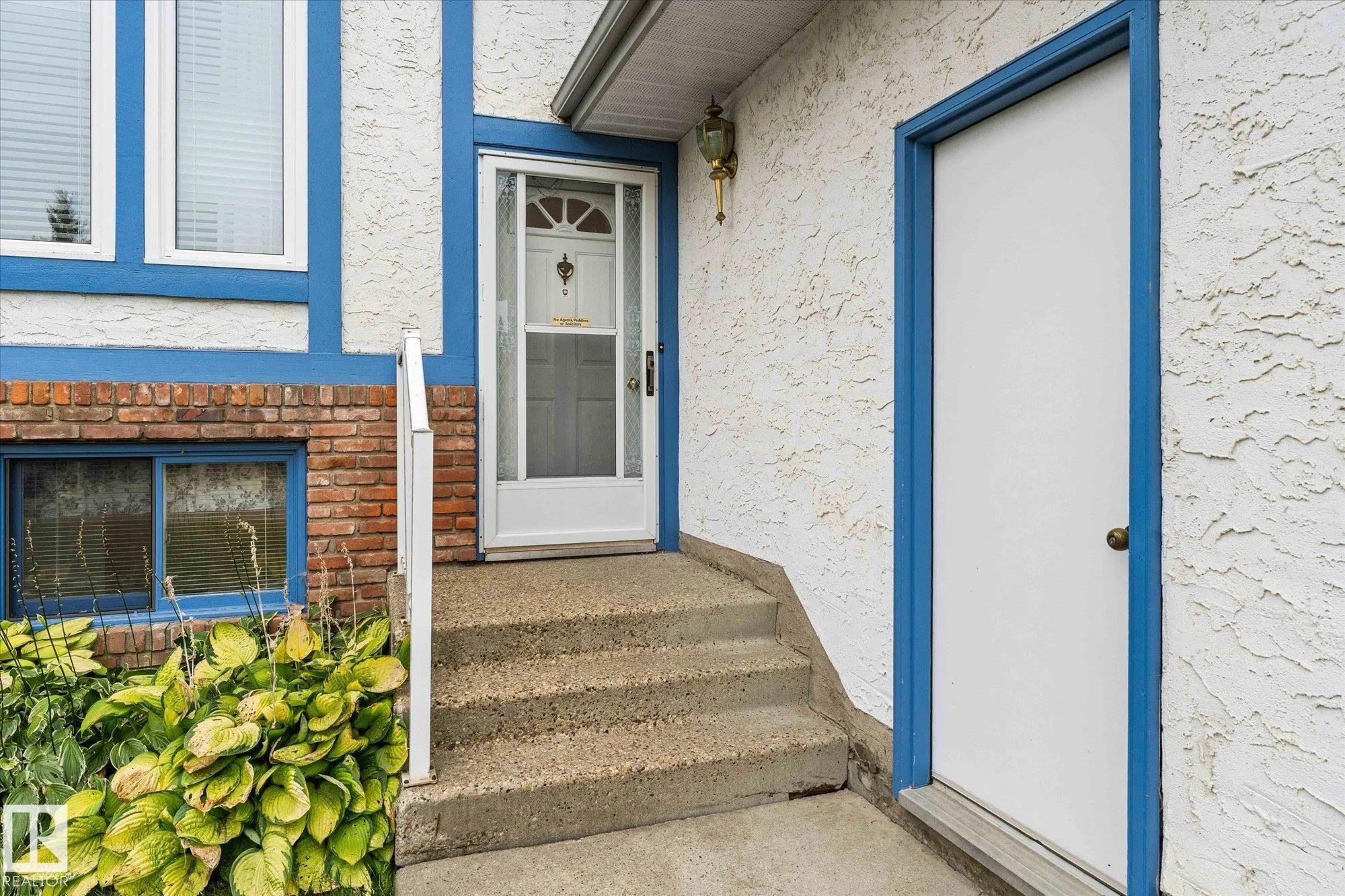 48 MCKEAN Way