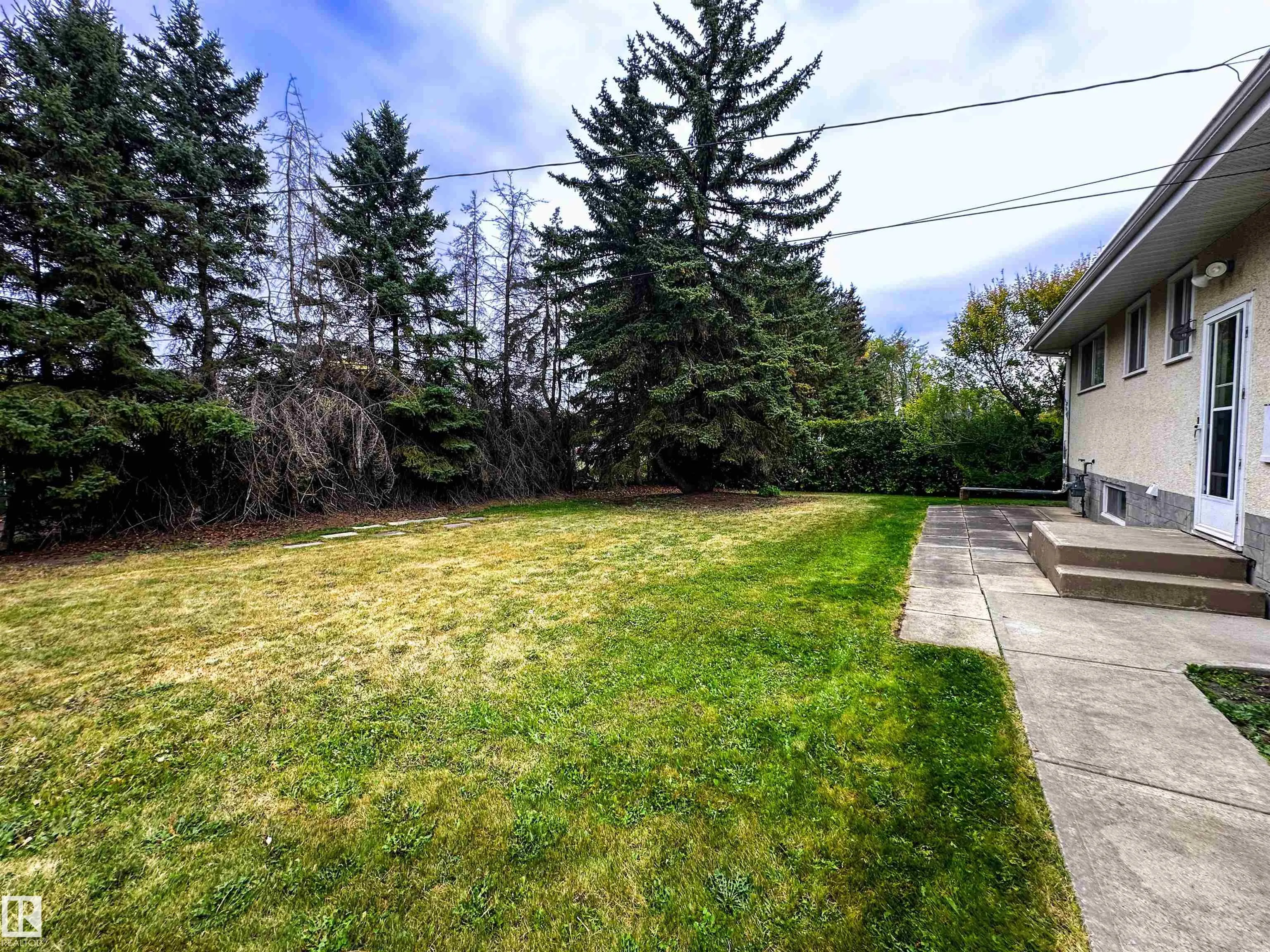 107 ANDREWS Crescent