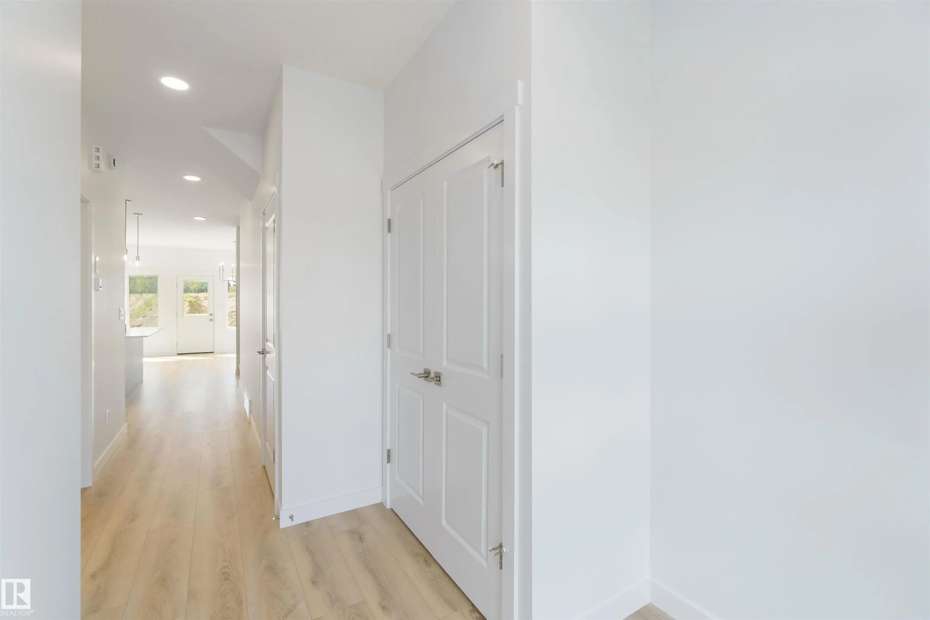 1011 ASTER Boulevard