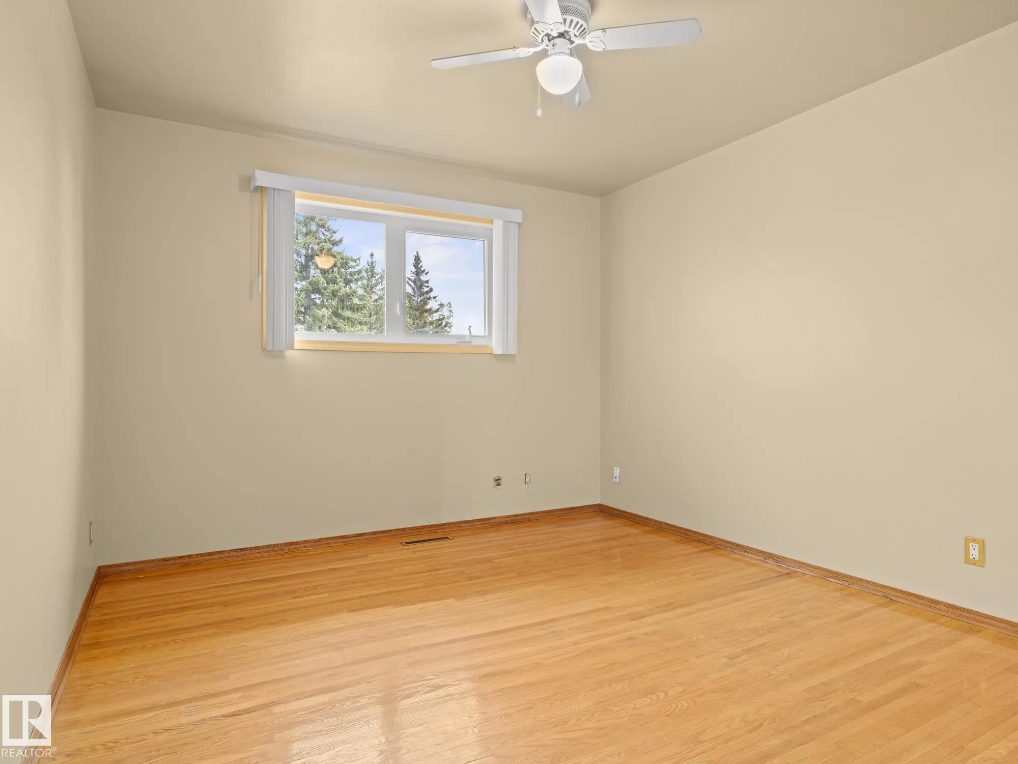 13207 133 Avenue