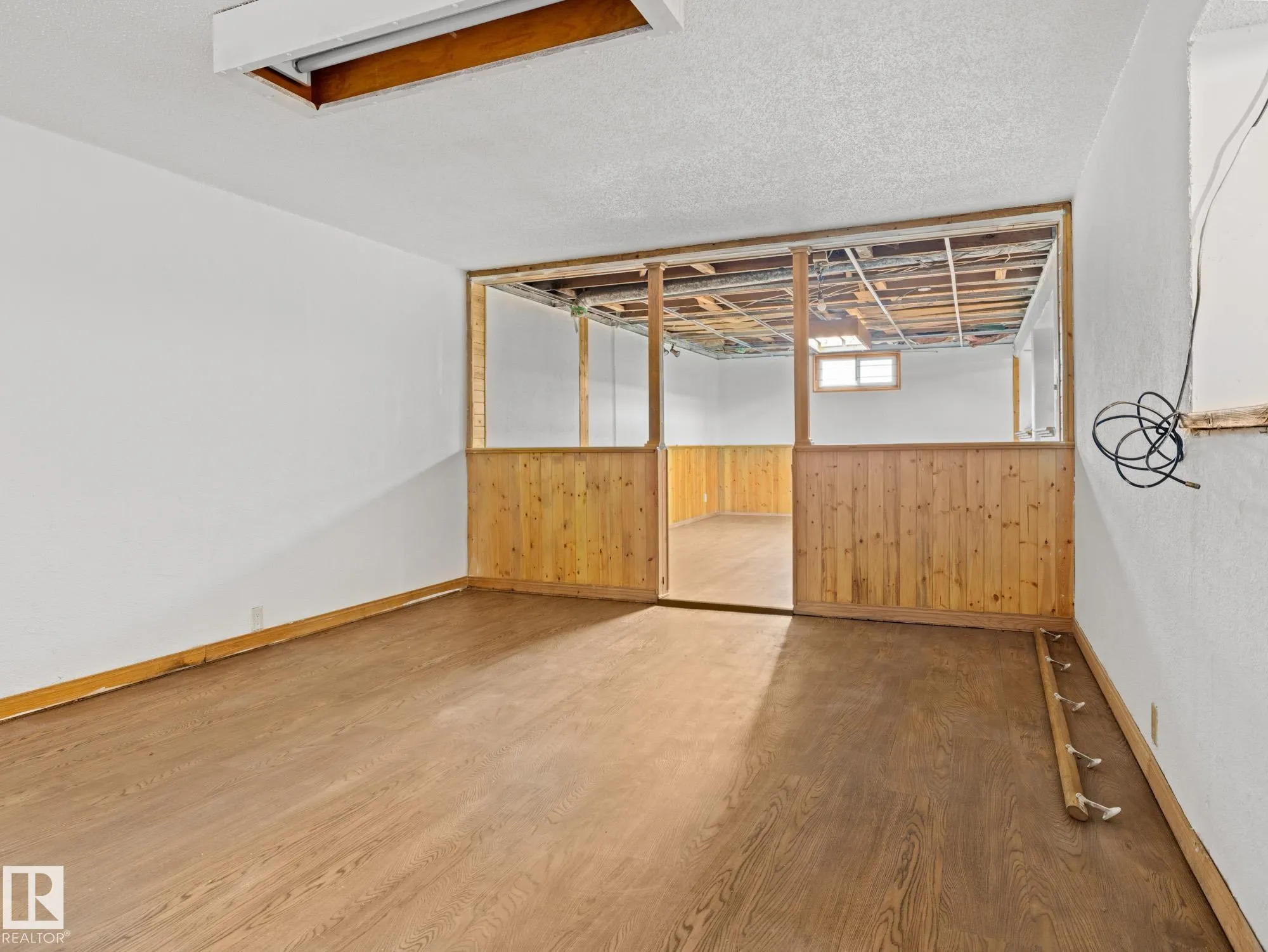 13207 133 Avenue