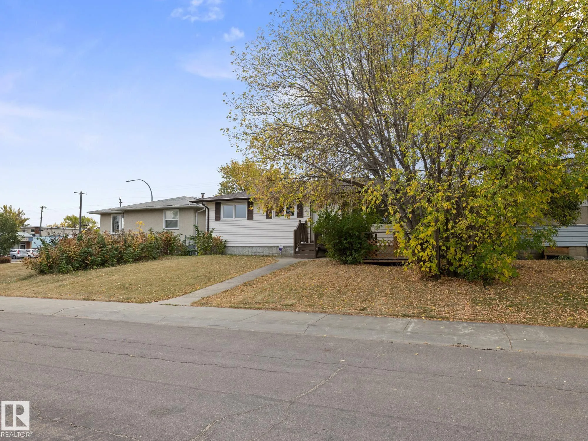13207 133 Avenue