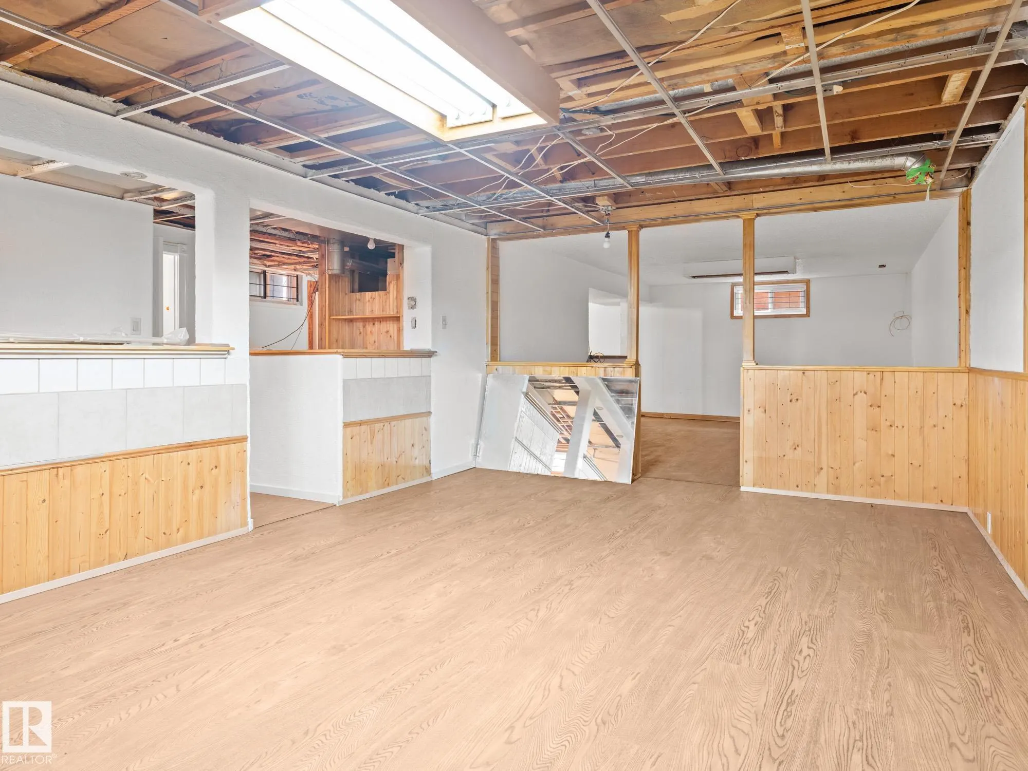 13207 133 Avenue