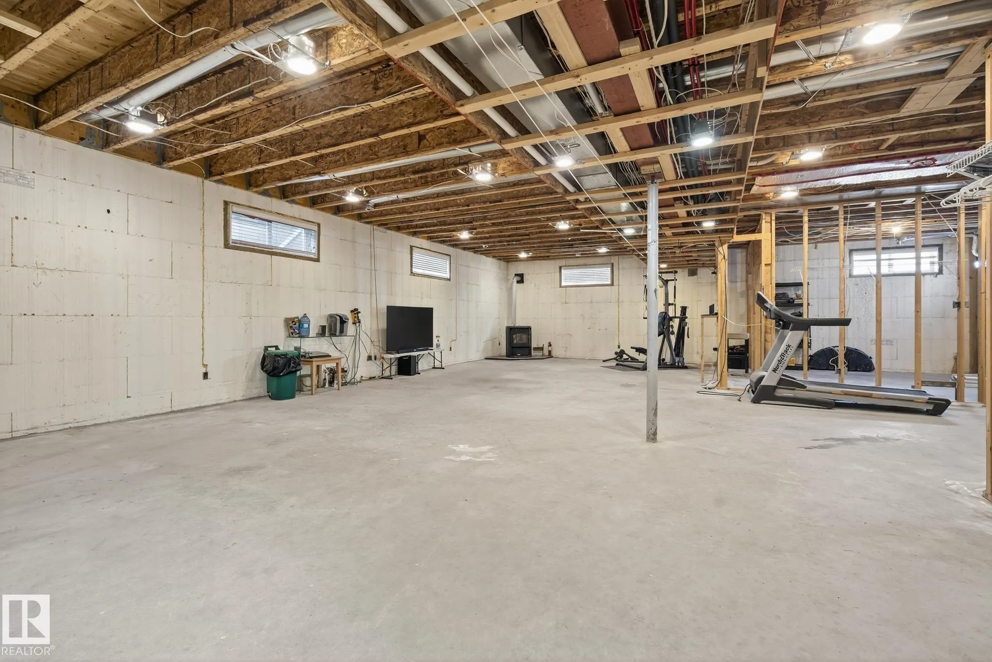 52358 RGE ROAD 225