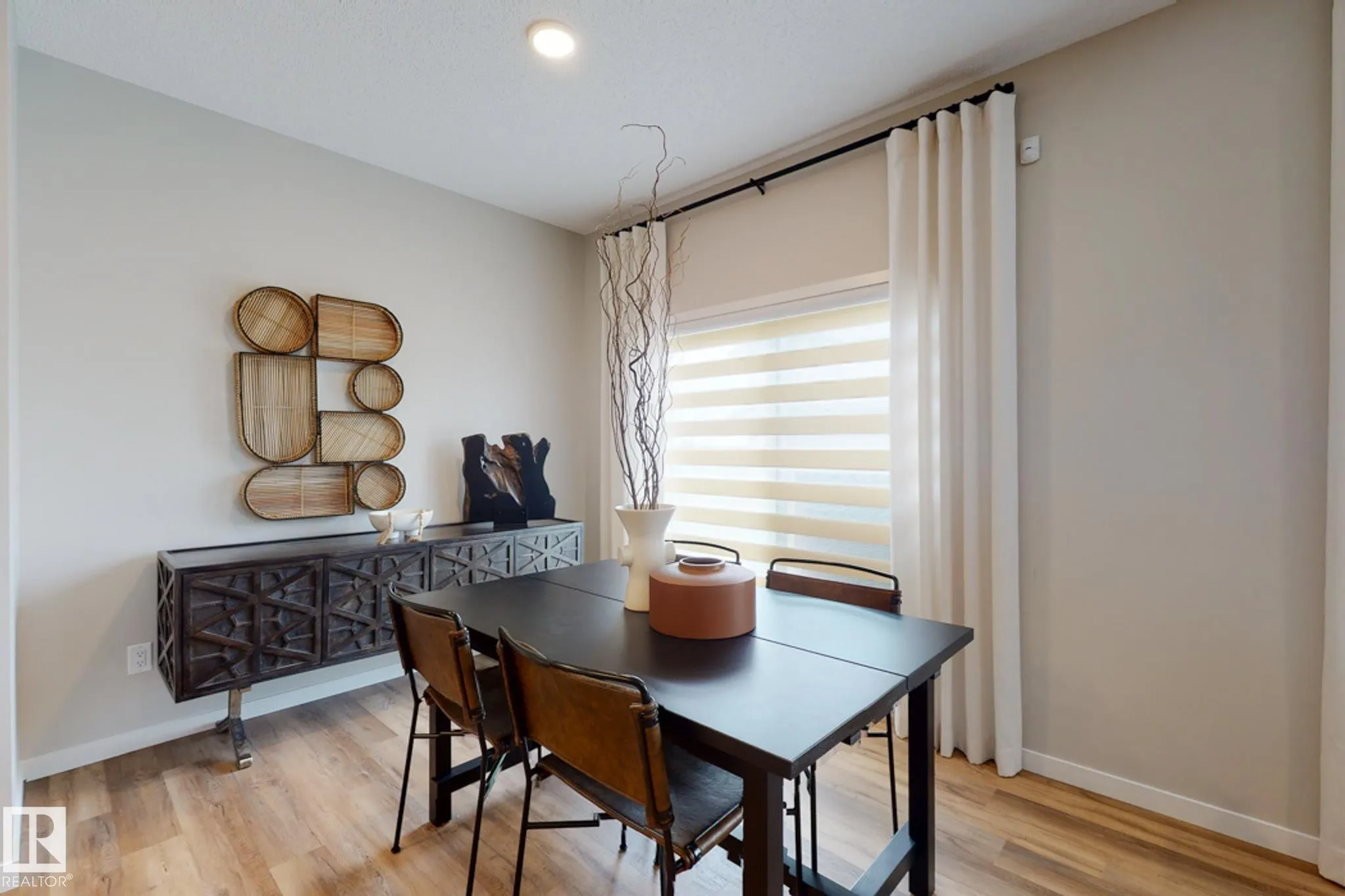 1143 South Creek Wynd