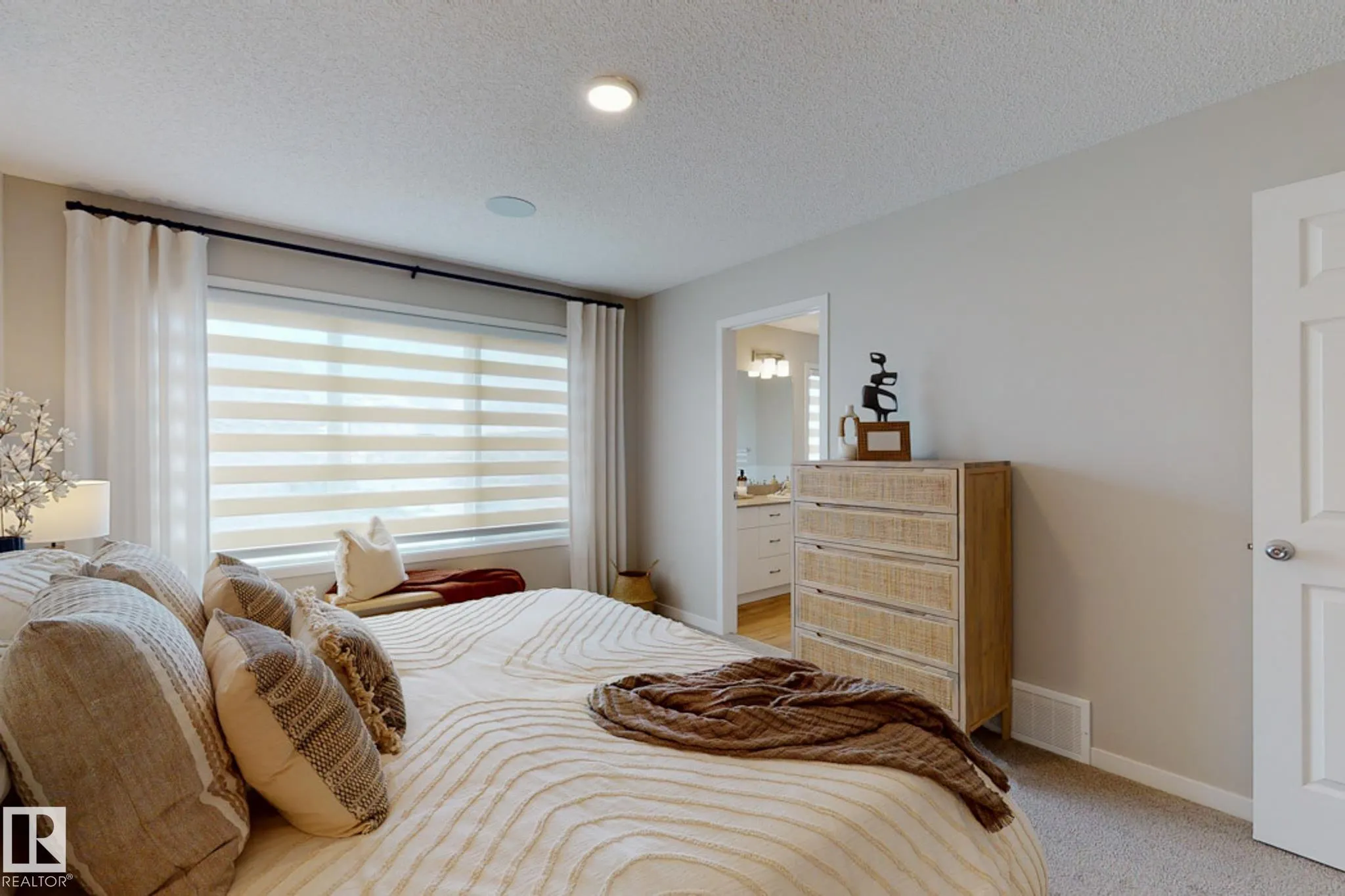 1143 South Creek Wynd