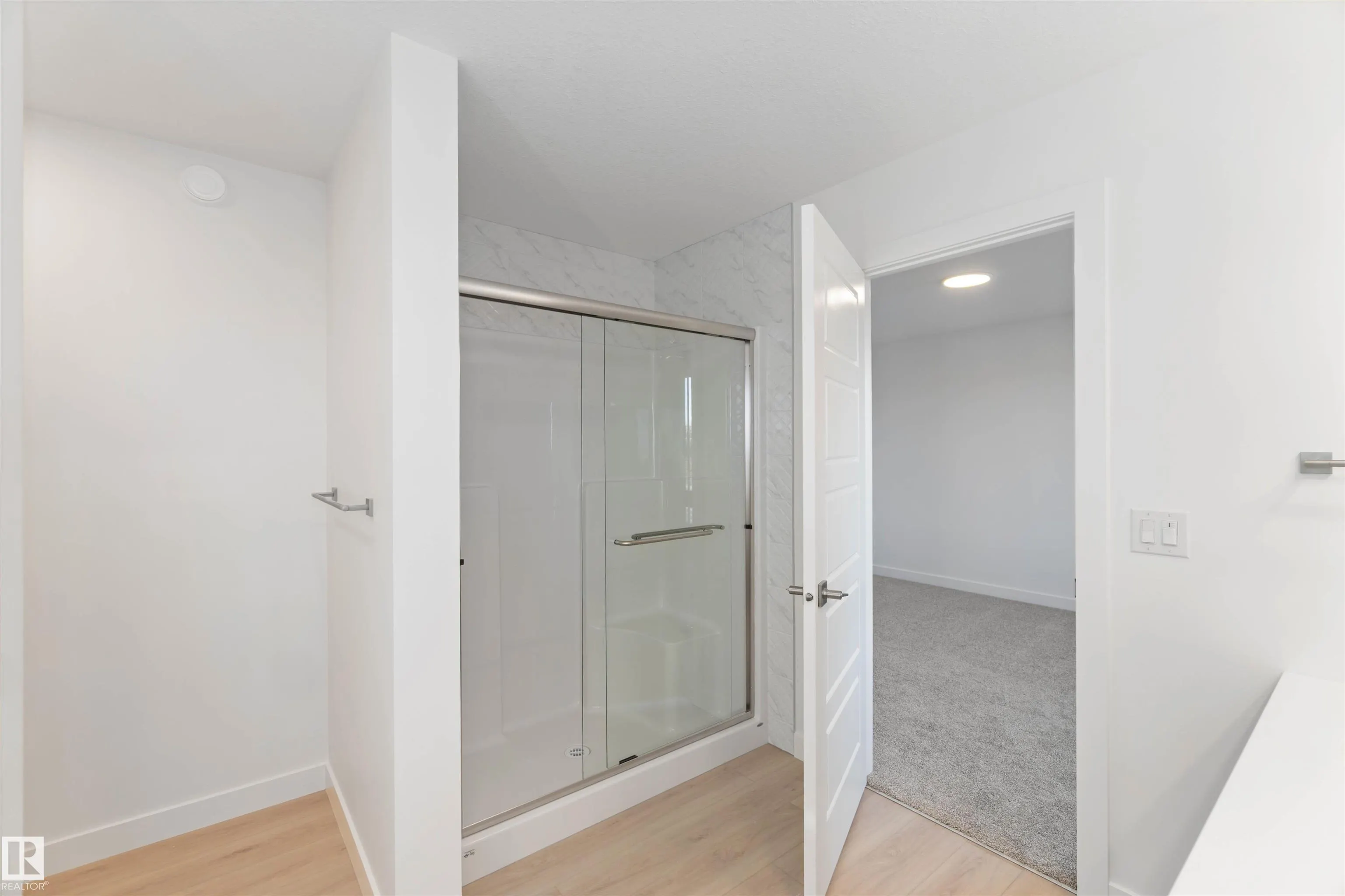 1143 South Creek Wynd