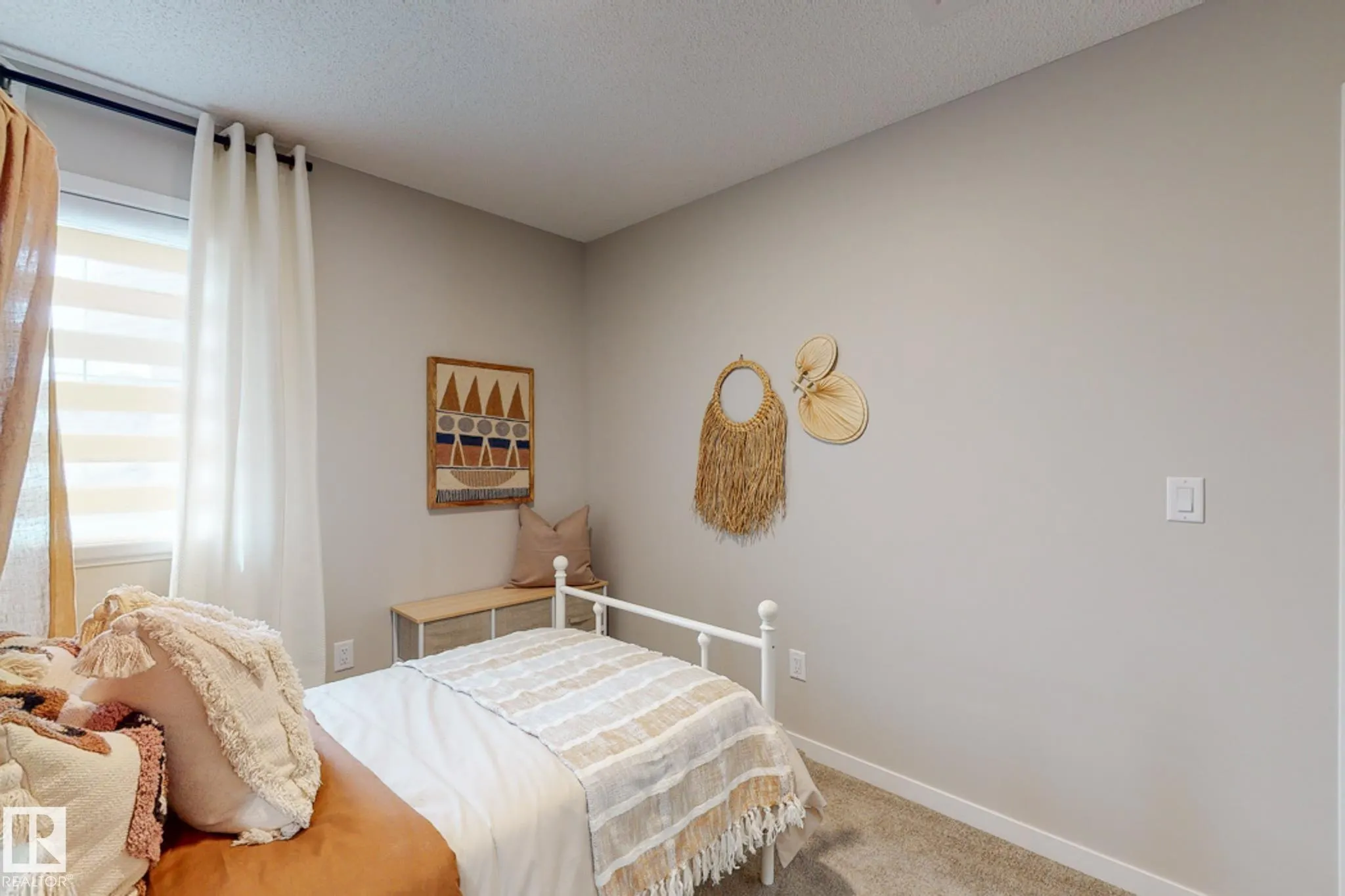 1143 South Creek Wynd