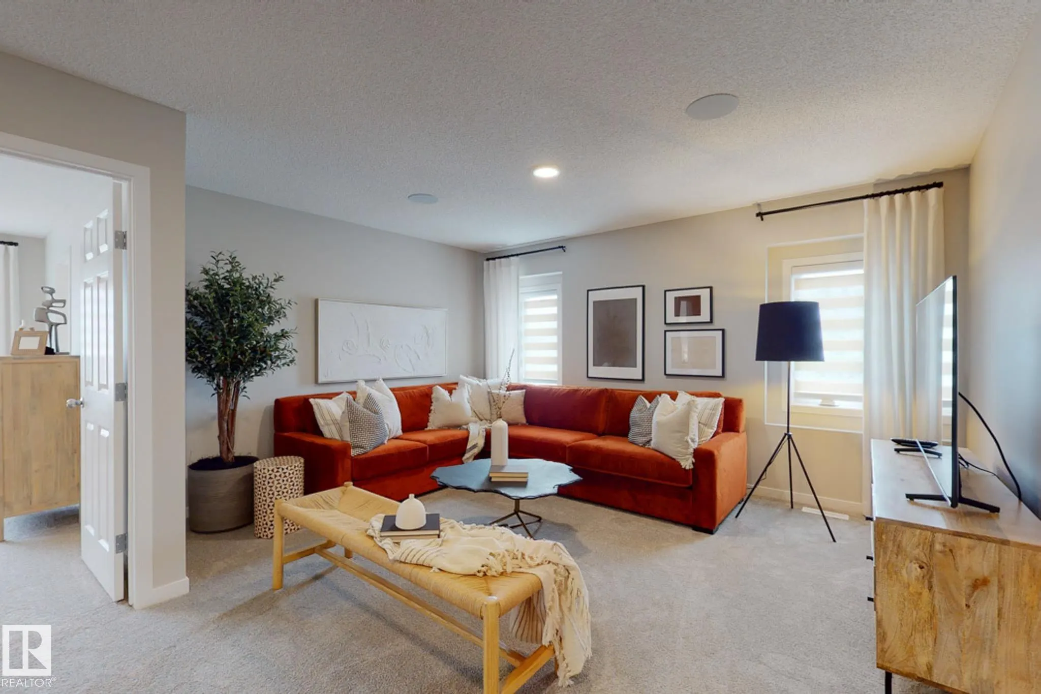 1143 South Creek Wynd