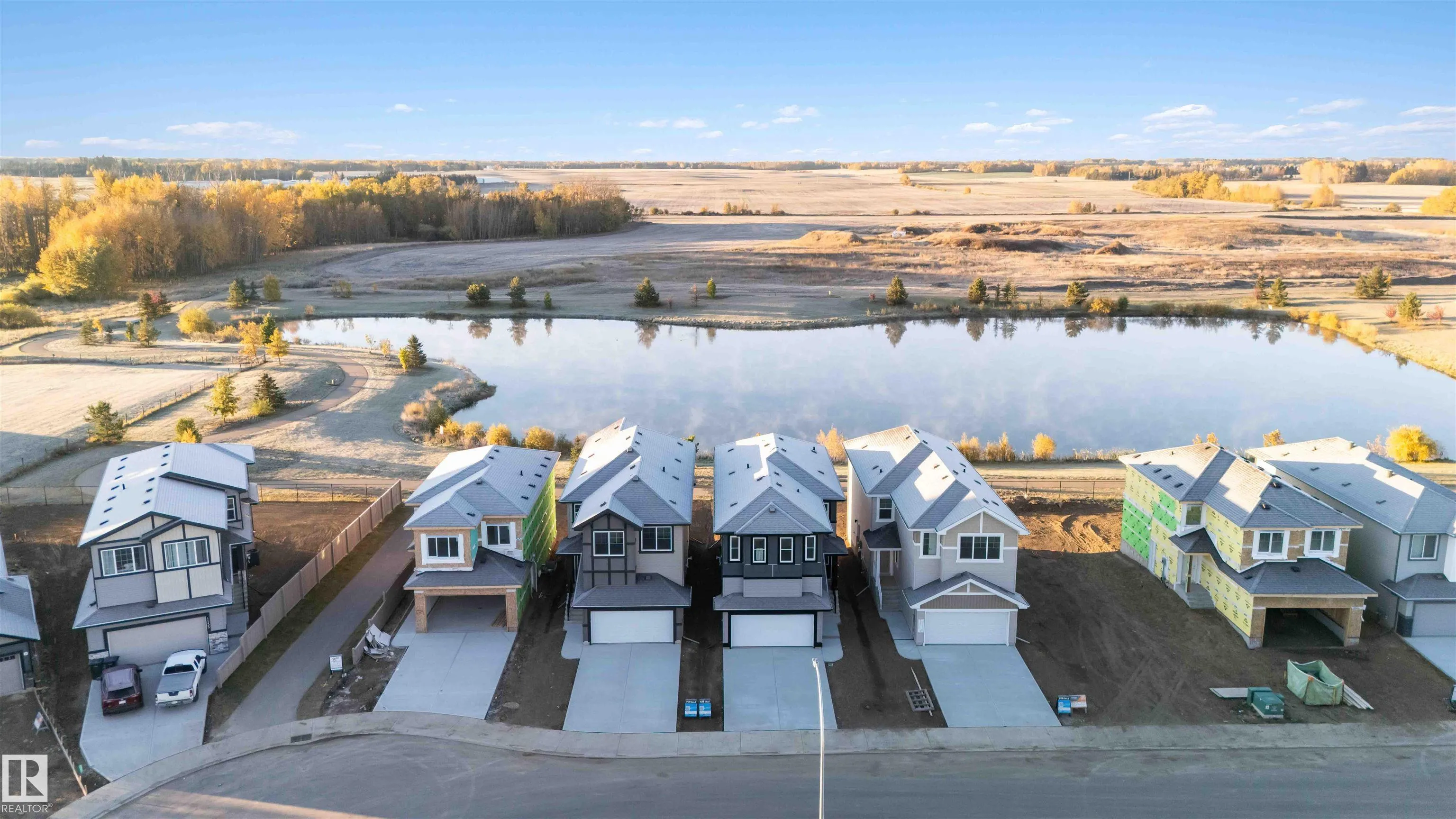 1143 South Creek Wynd