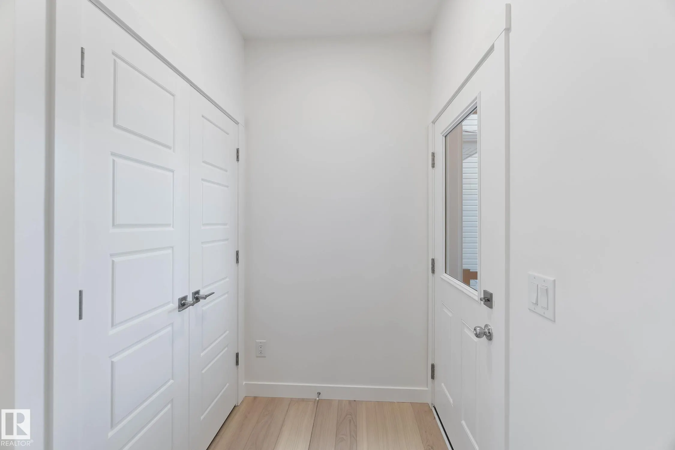 1143 South Creek Wynd