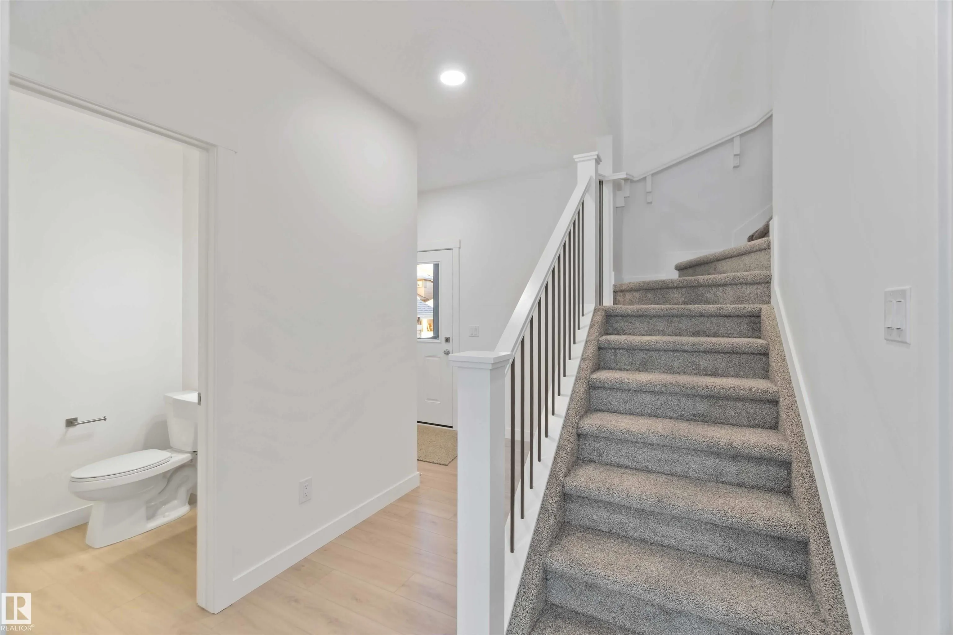 1143 South Creek Wynd