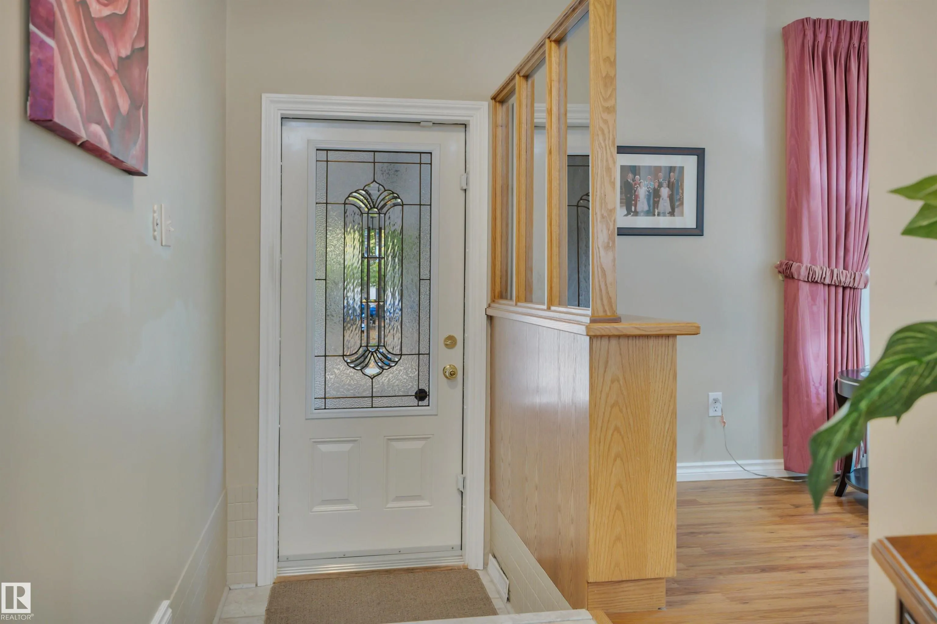 56 FLEETWOOD Crescent