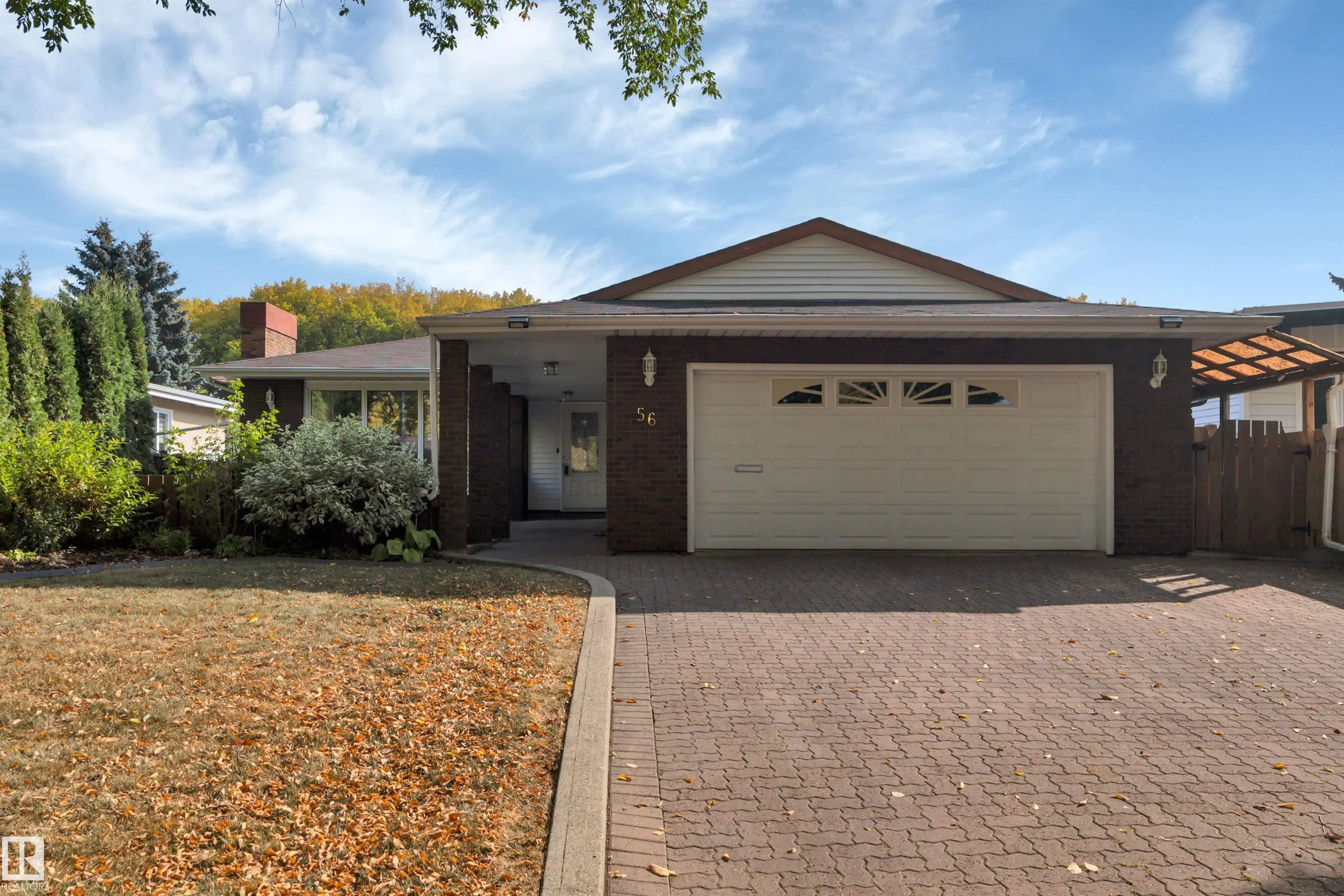 56 FLEETWOOD Crescent