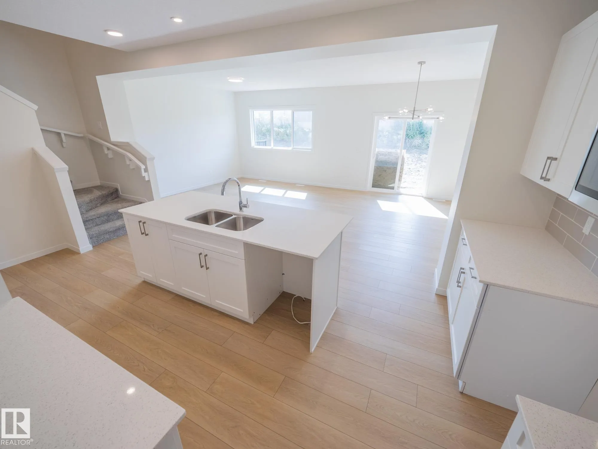 305 RANCHER Road
