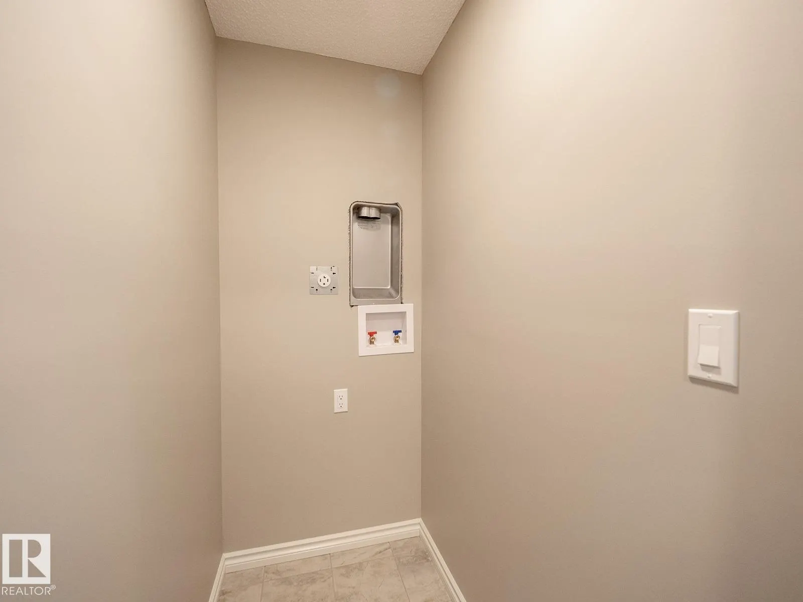 7230 ROSENTHAL Drive