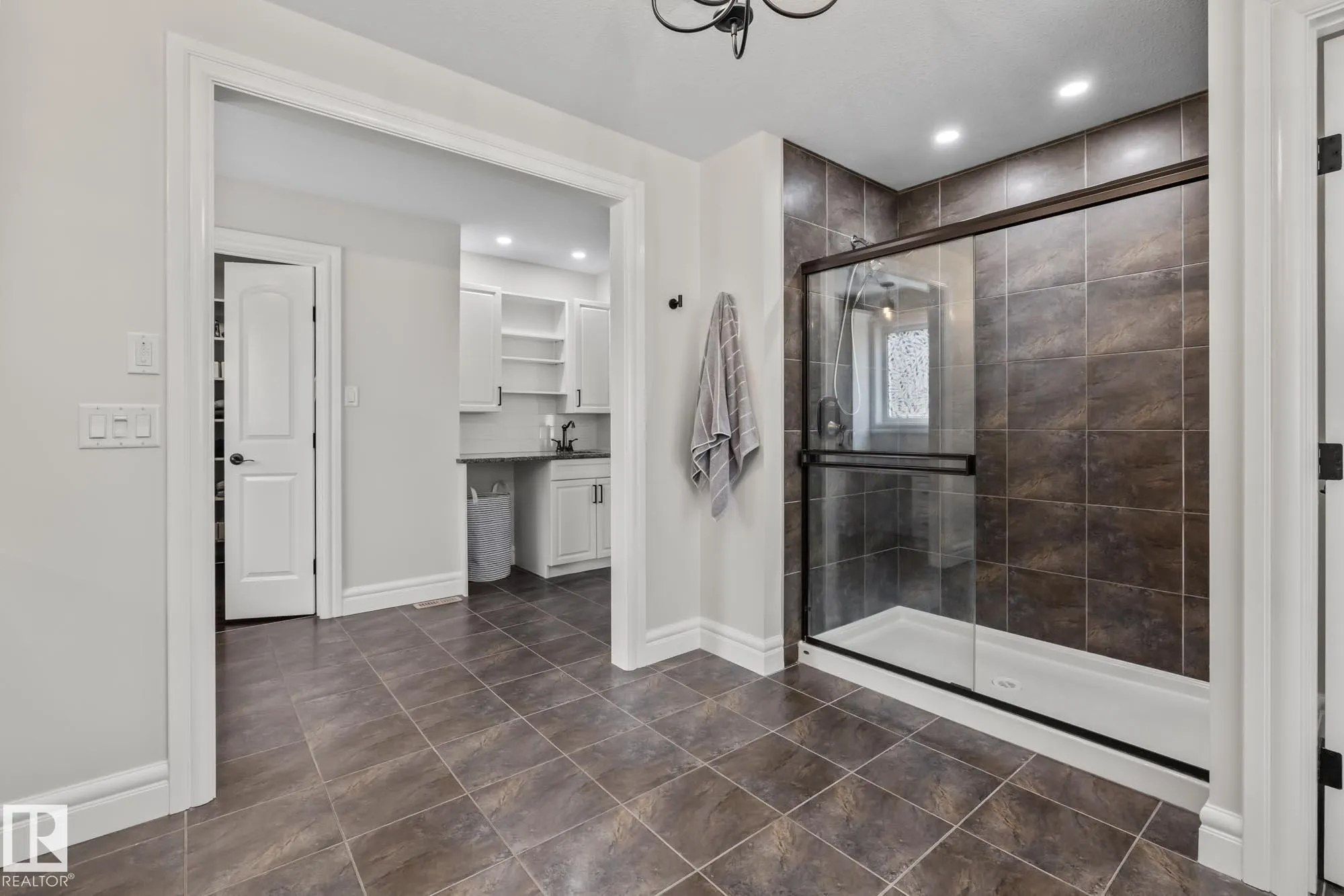 4068 SUMMERLAND Drive