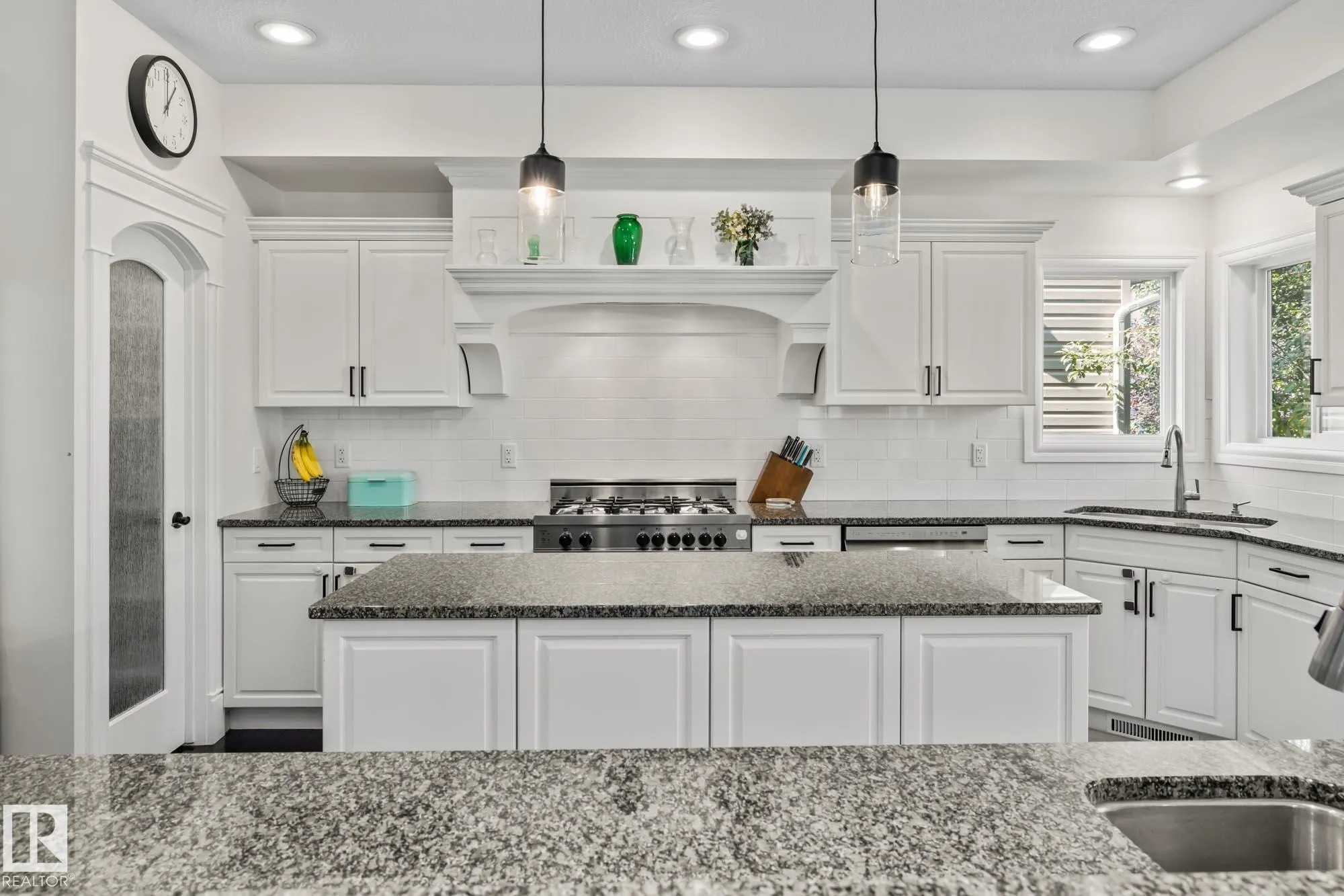 4068 SUMMERLAND Drive