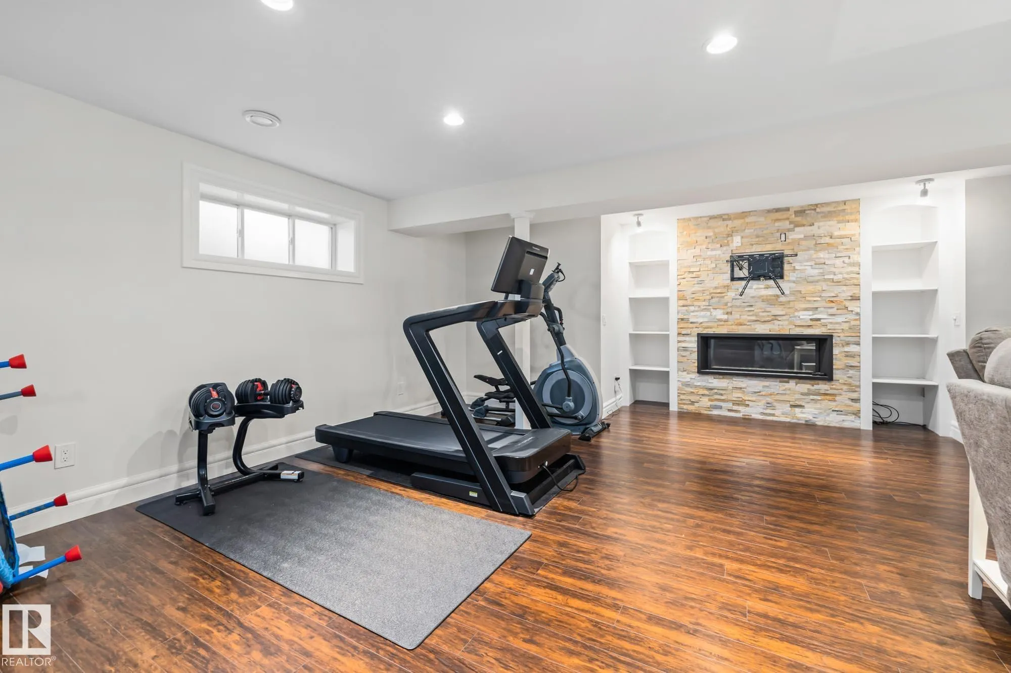 4068 SUMMERLAND Drive