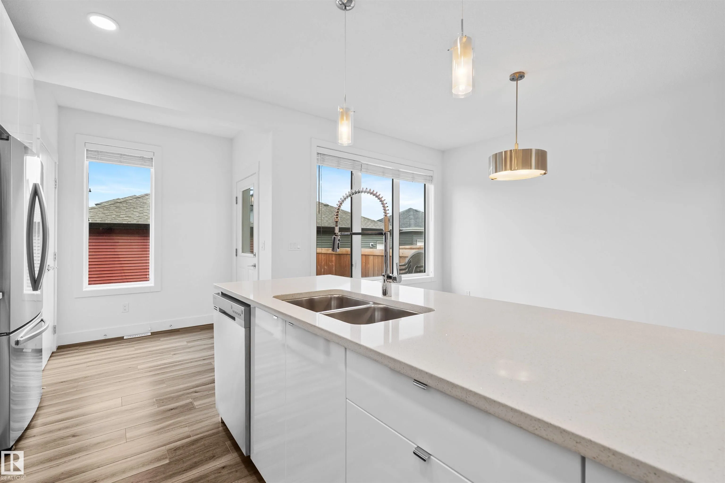 1176 Christie Vista