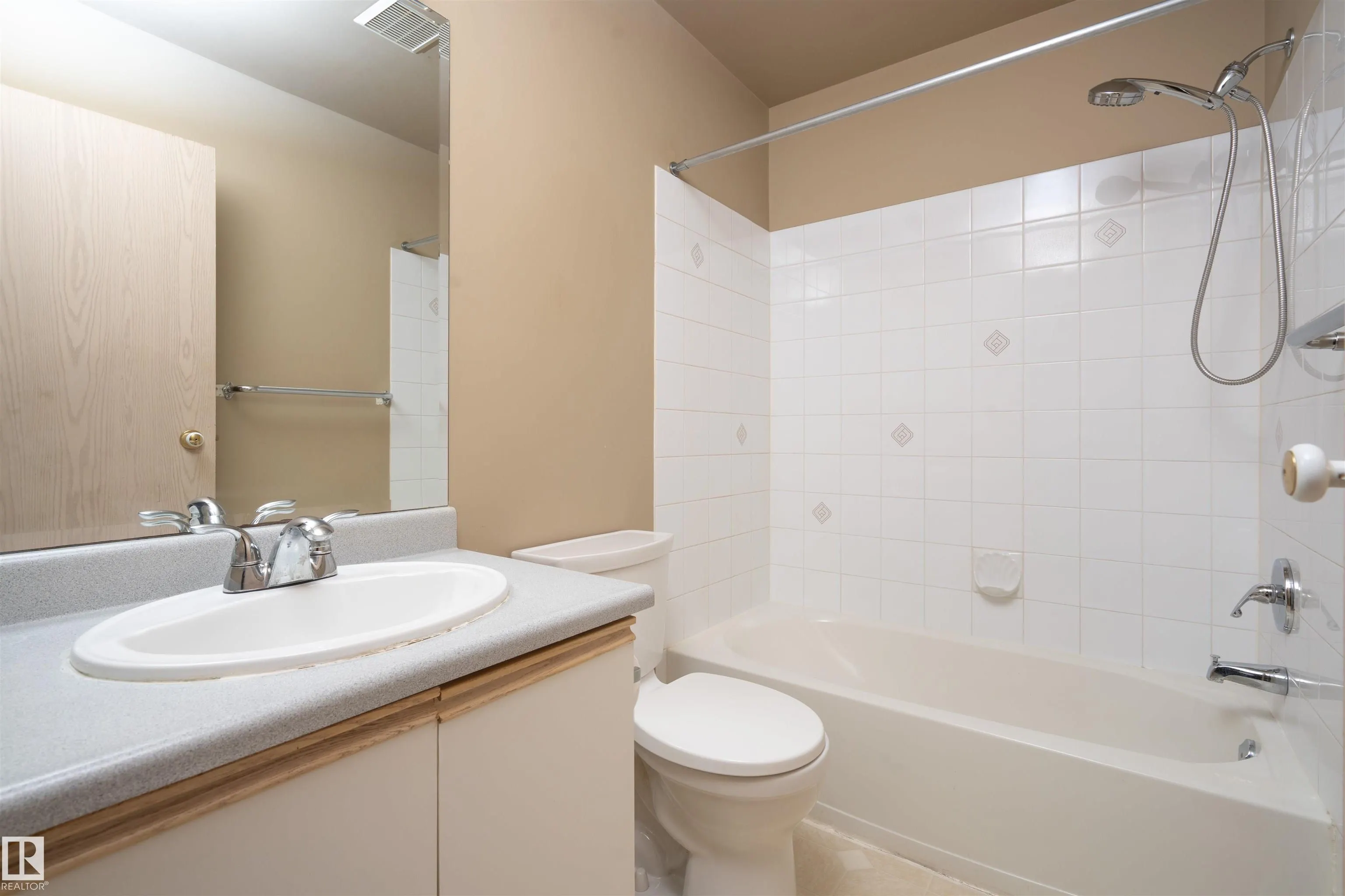 2508 50 Street