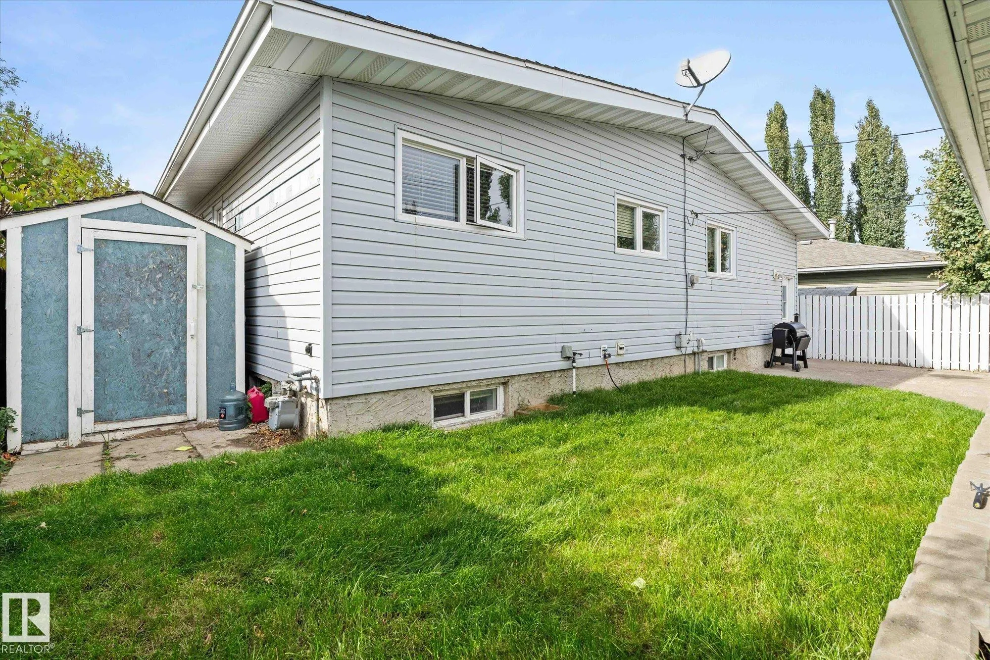 15 MALIGNE Drive