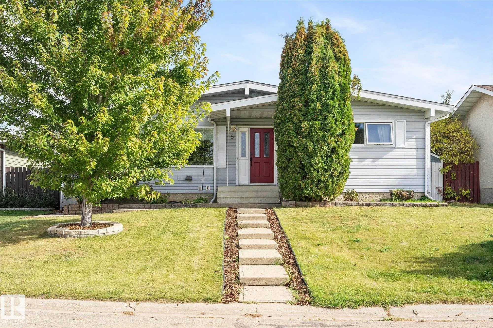 15 MALIGNE Drive